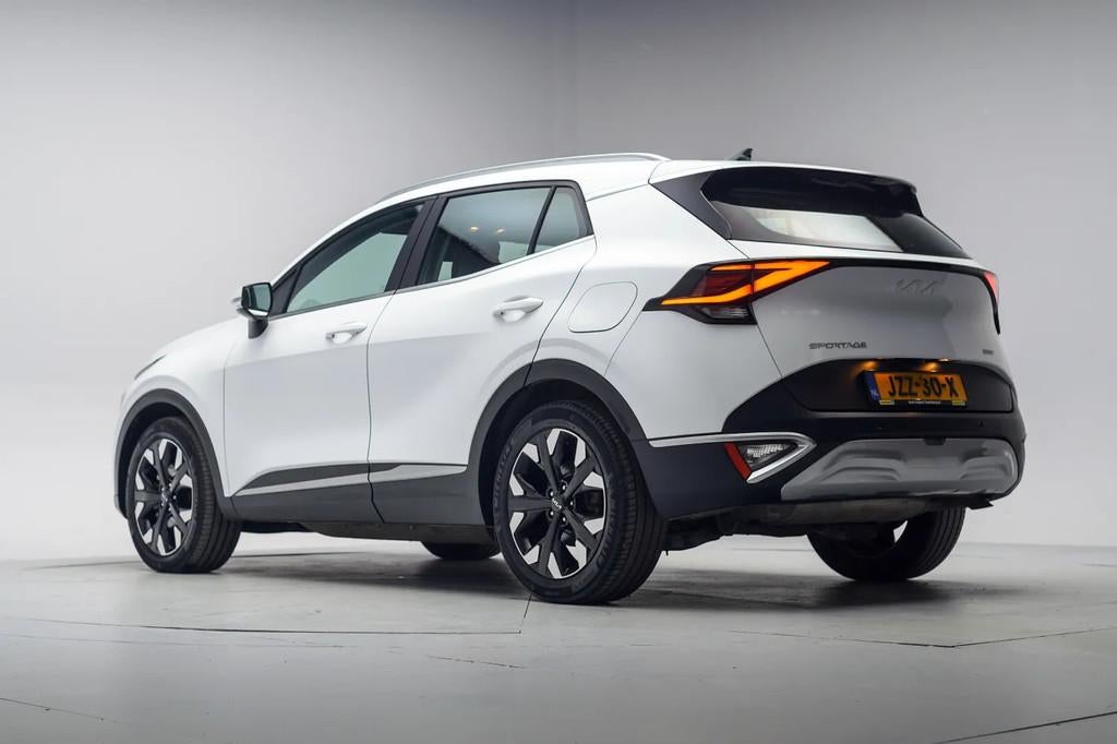 Kia Sportage 1.6 T-GDi PHEV 265pk AWD DynamicLine Aut. [ LED, Automaat, 1350 kg, Gebruikt, 4 cilinders