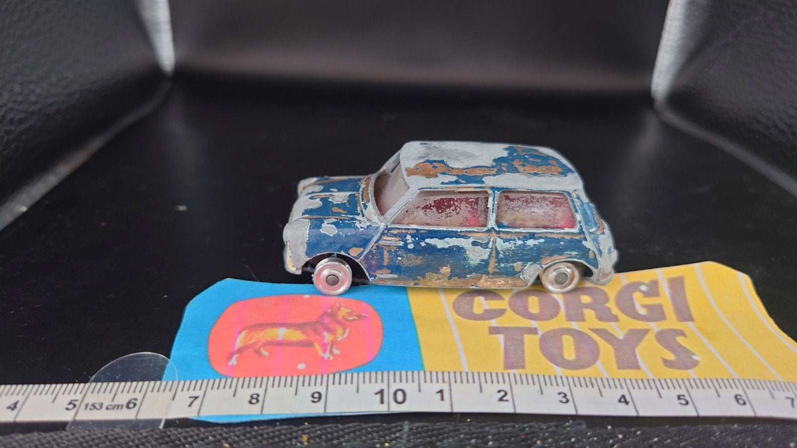 Corgi Toys Morris Mini Minor opknapper, Hobby en Vrije tijd, Modelauto's | 1:43, Ophalen of Verzenden, Gebruikt, Auto, Corgi