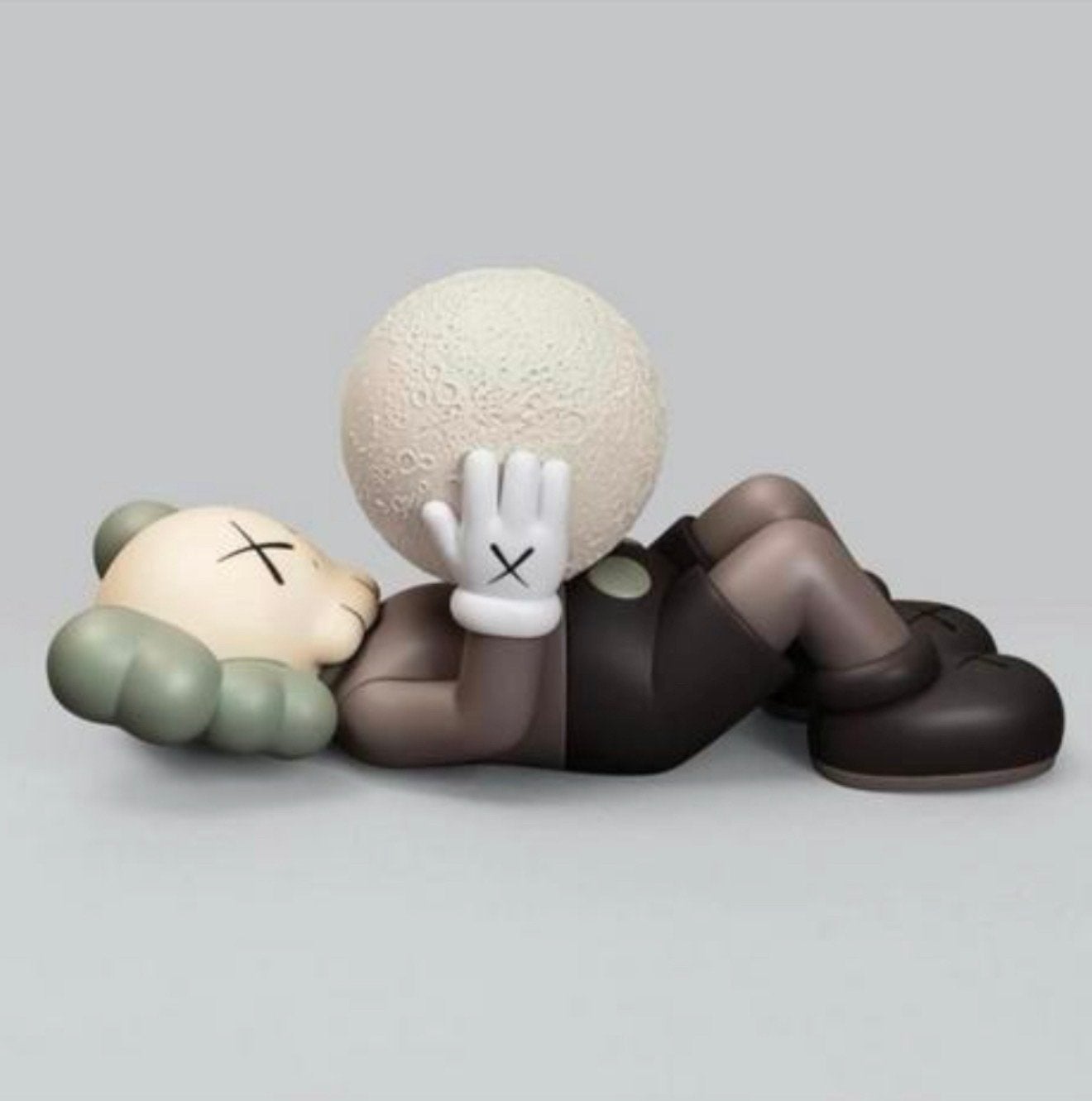 KAWS Holiday Shanghai Companion Moon Origineel, Ophalen, Zo goed als nieuw