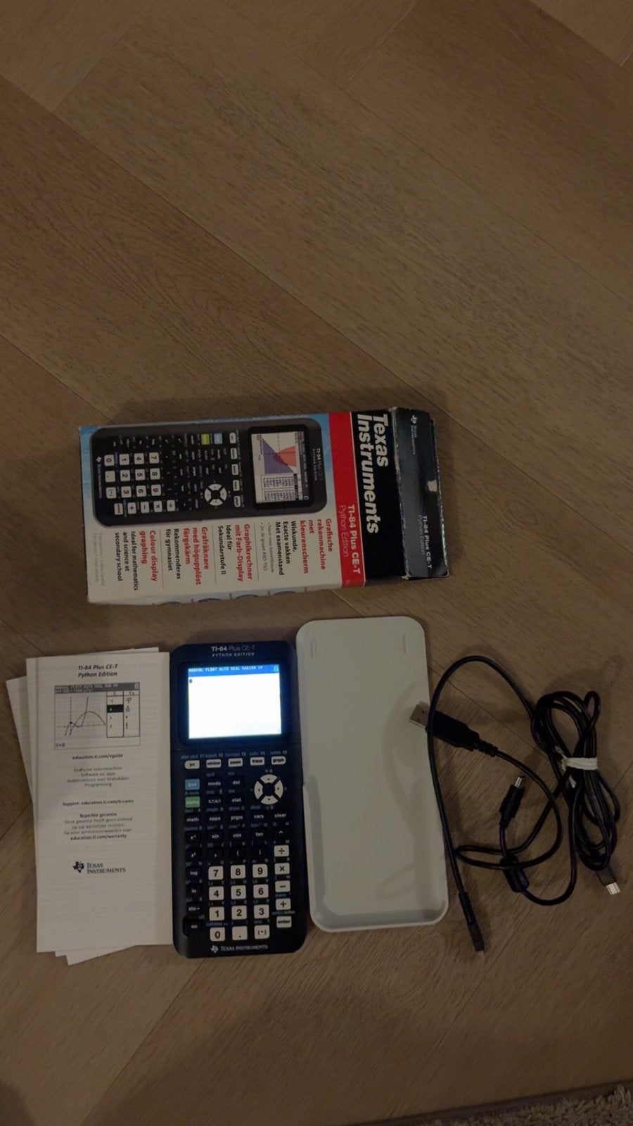 Texas Instruments TI-84 Plus CE Python grafisch rekenmachine, Ophalen of Verzenden, Grafische rekenmachine, Zo goed als nieuw