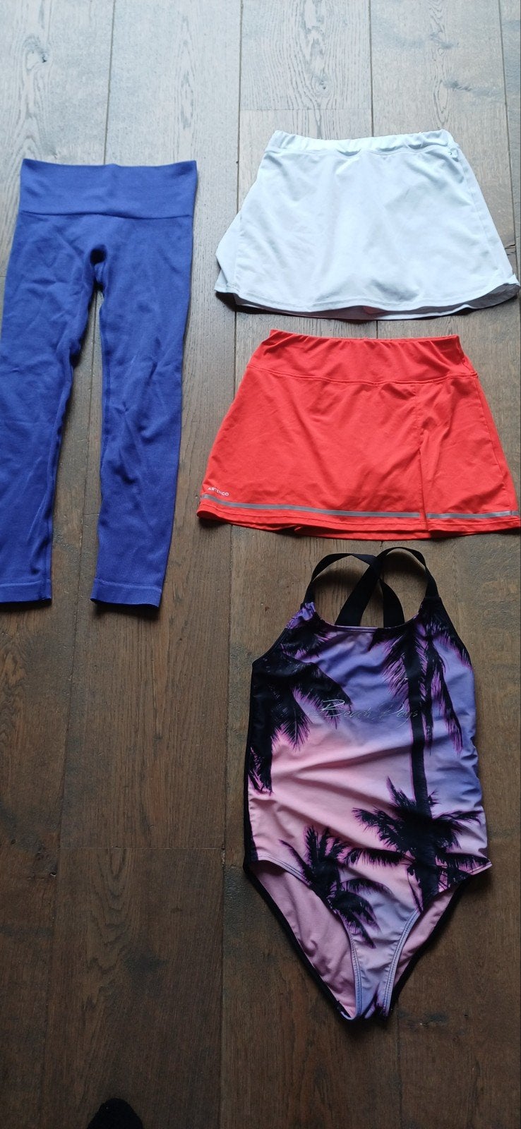 Tenniskleding meisje maat 140/148, Sport en Fitness, Tennis, Overige merken, Gebruikt, L00, Ophalen of Verzenden