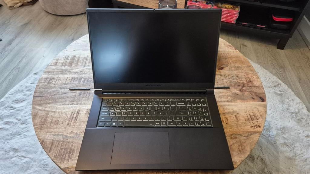 ERAZER Defender P50 17 inch gaming laptop RTX 4060 i7-12th, Computers en Software, Windows Laptops, Ophalen, 512 GB, Zo goed als nieuw