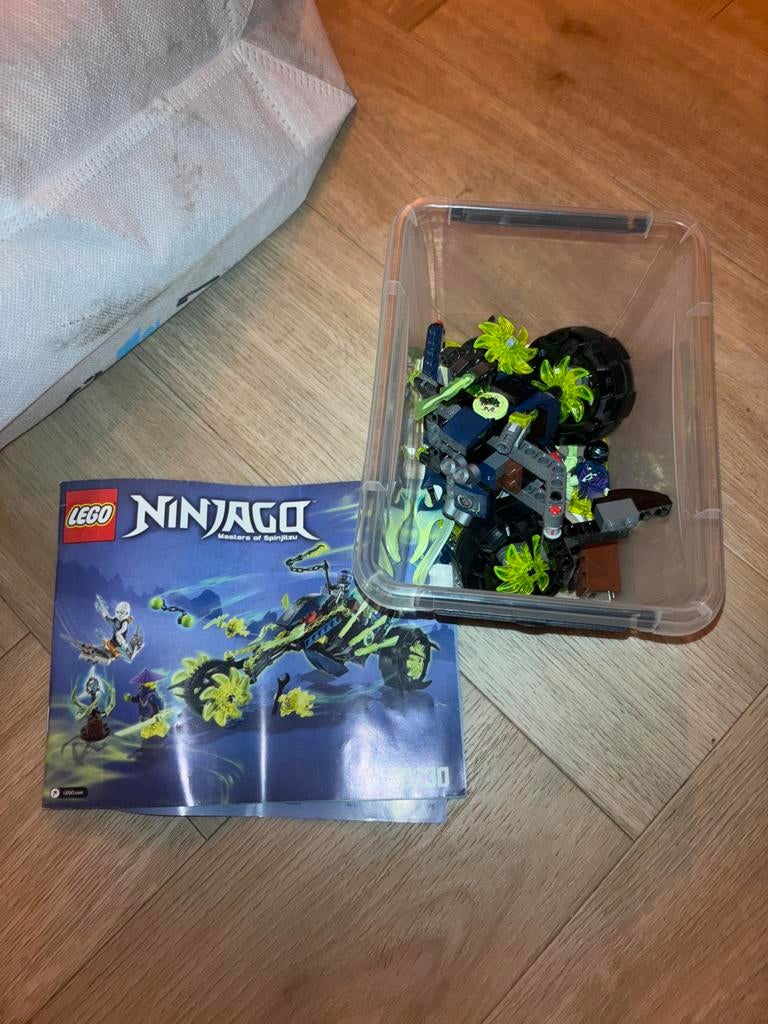 LEGO Ninjago 70730 Chain Cycle Ambush compleet met boekje, Kinderen en Baby's, Speelgoed | Duplo en Lego, Zo goed als nieuw, Ophalen of Verzenden
