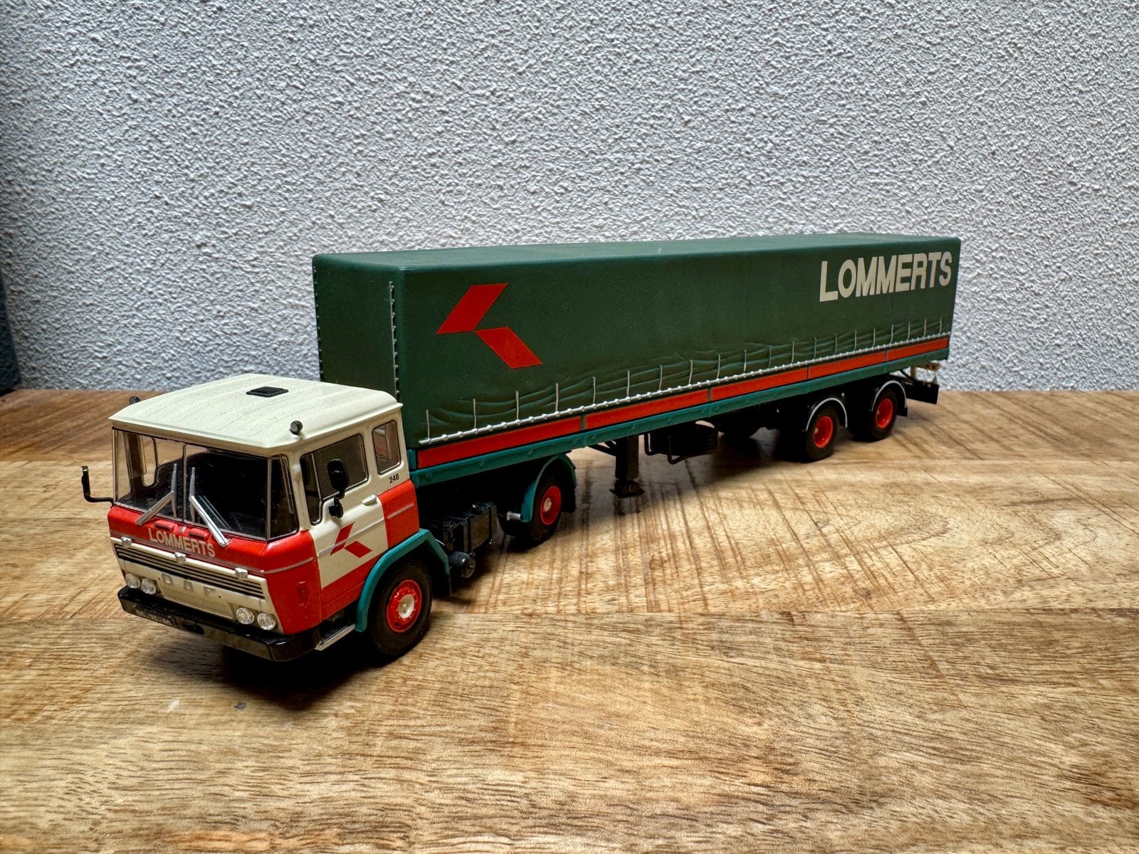 Wsi Daf 2600 met 2 assige huifoplegger Lommerts, Ophalen of Verzenden, Nieuw, Bus of Vrachtwagen, Wsi