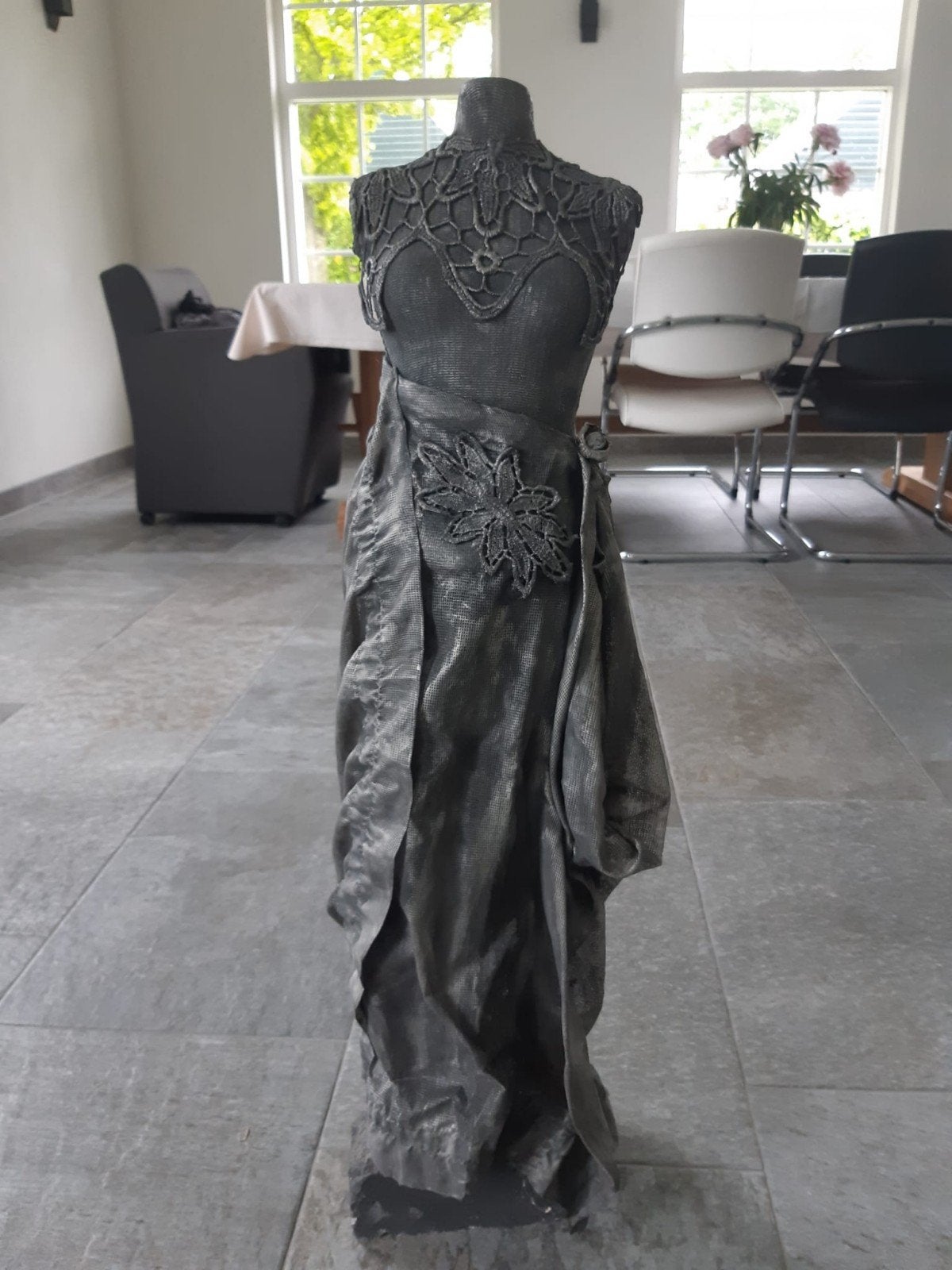 Set van 3: Decoratieve paspop, heksenbezem muishoofd en hoe, Ophalen, Gebruikt
