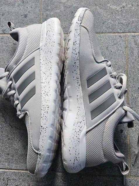 Adidas sportschoenen sneakers. Nieuw
mt 44 2/3. Lichtgewicht, Ophalen of Verzenden, Nieuw