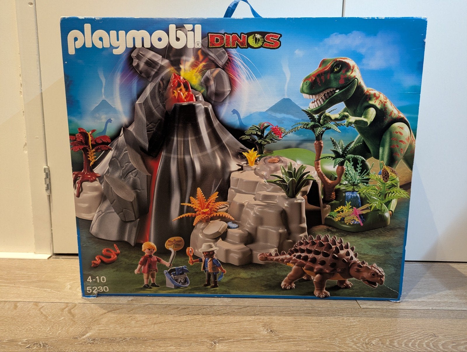 Playmobil Dinos Vulkaan met T-Rex en Ankylosaurus (5230), Ophalen of Verzenden, Gebruikt