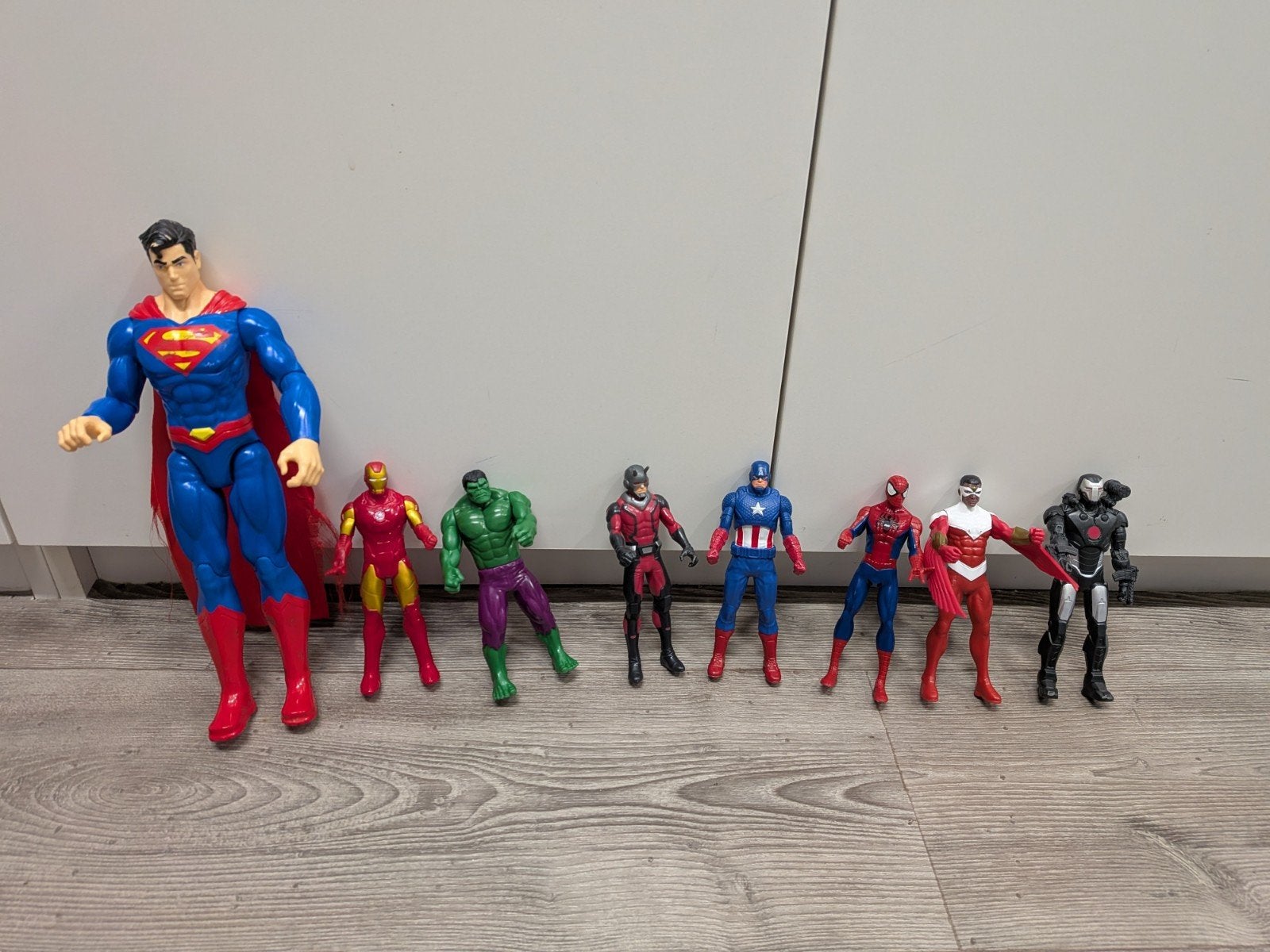 Actiefiguren: Superman, Iron Man, Hulk, Captain America, Ophalen, Gebruikt