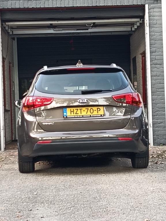 Kia Cee'd Sportswagon 1.6 GDI DynamicLine, Apple Carplay, Cr, Auto's, Voorwielaandrijving, Gebruikt, 4 cilinders, Bruin