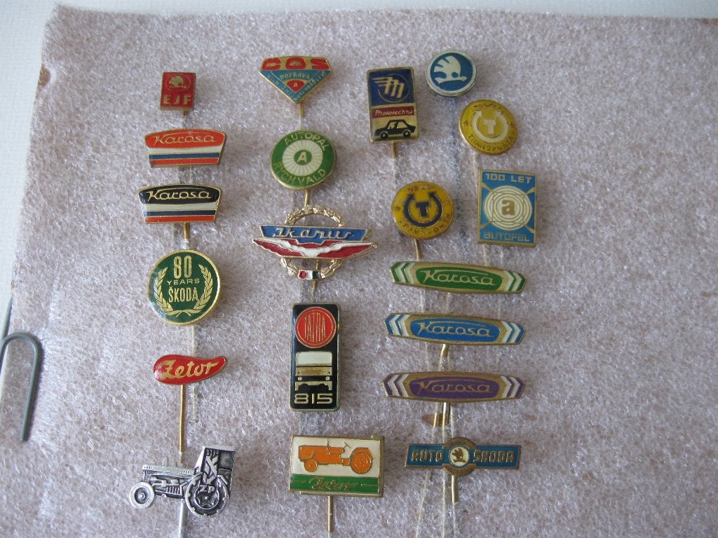 20 Mooie oude spelden.o.a. TRACTOR-VRACHTWAGEN- BUS-AUTO, Verzamelen, Ophalen of Verzenden, Gebruikt, Overige onderwerpen