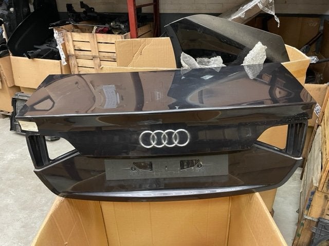 Achterklep Audi A4 (B8) (2007-11/2012-02), Gebruikt, Auto-Union-Straße  1, Ingolstadt 85057, , Duitsland, Info@audi.de, Audi
