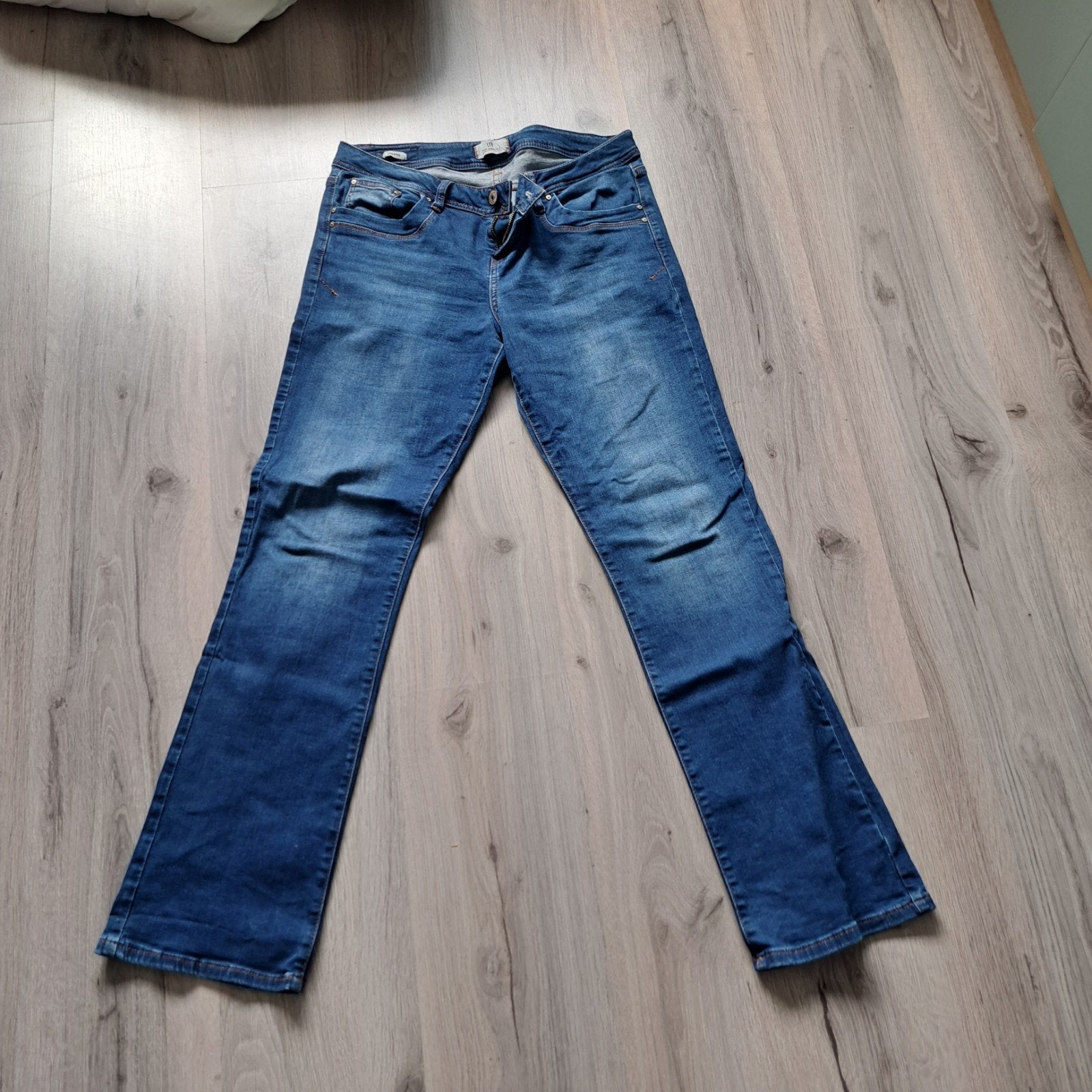 Zo goed als nieuwe LTB Valerie spijkerbroek 31/32, Blauw, Ophalen of Verzenden, Zo goed als nieuw, LTB