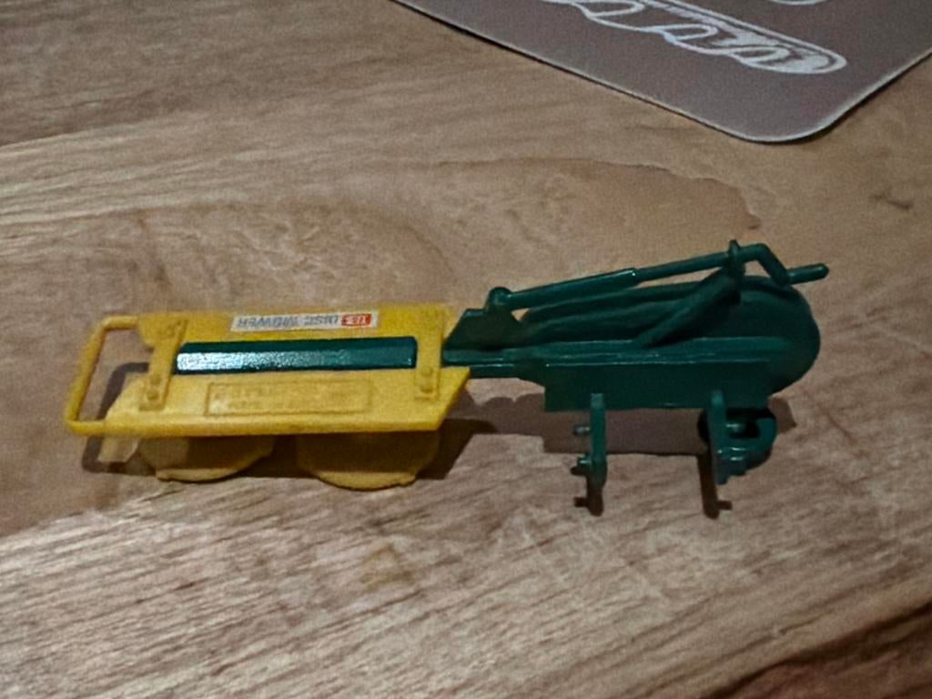 Modelbouw landbouwmachine geel/groen, Overige merken, Gebruikt, 1:32 tot 1:50, Overige typen