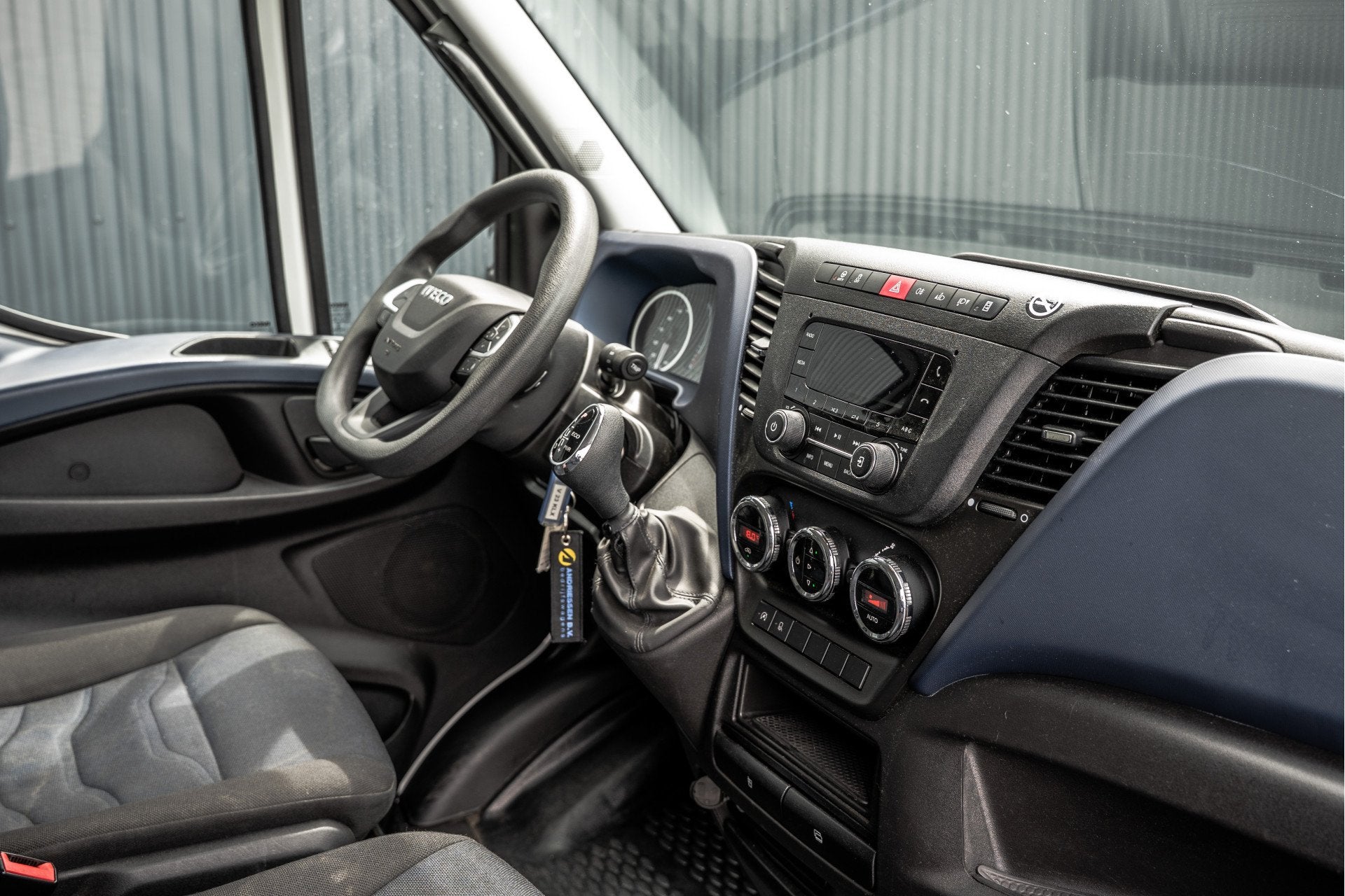 Iveco Daily 35S14V 2.3 L4H2 | Automaat | 3.5T Trekgewicht |, Automaat, Gebruikt, Iveco, Wit