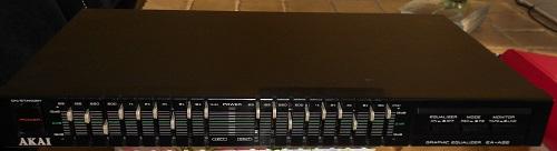 Akai equalizer EA-A22 zwart,als nieuw 2x9 kanaals!!, Ophalen of Verzenden, Zo goed als nieuw, Equalizer