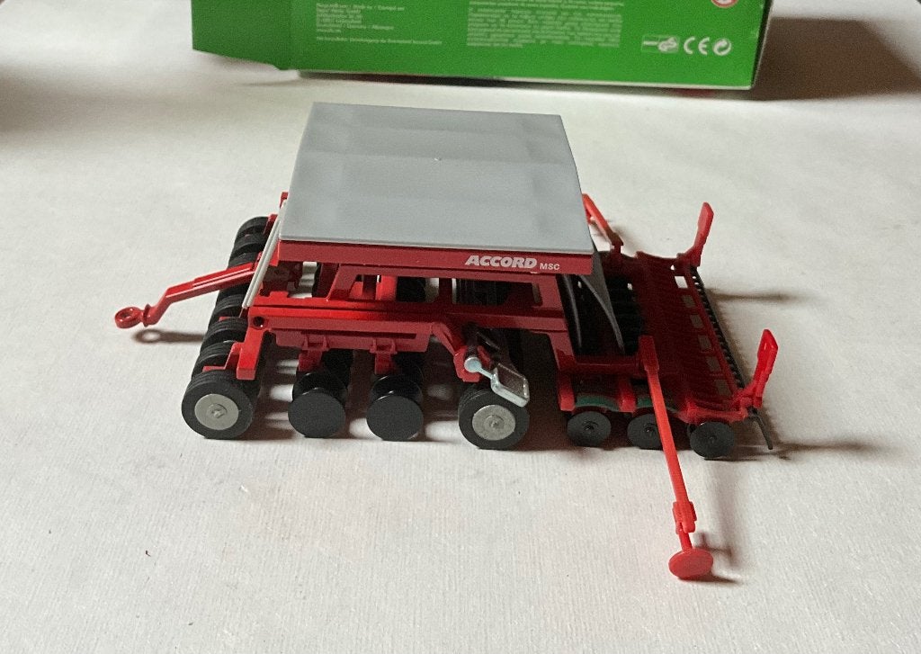 Zaaimachine met verschillende werktuigen Doos 2271, Ophalen of Verzenden, Zo goed als nieuw, Tractor of Landbouw, SIKU