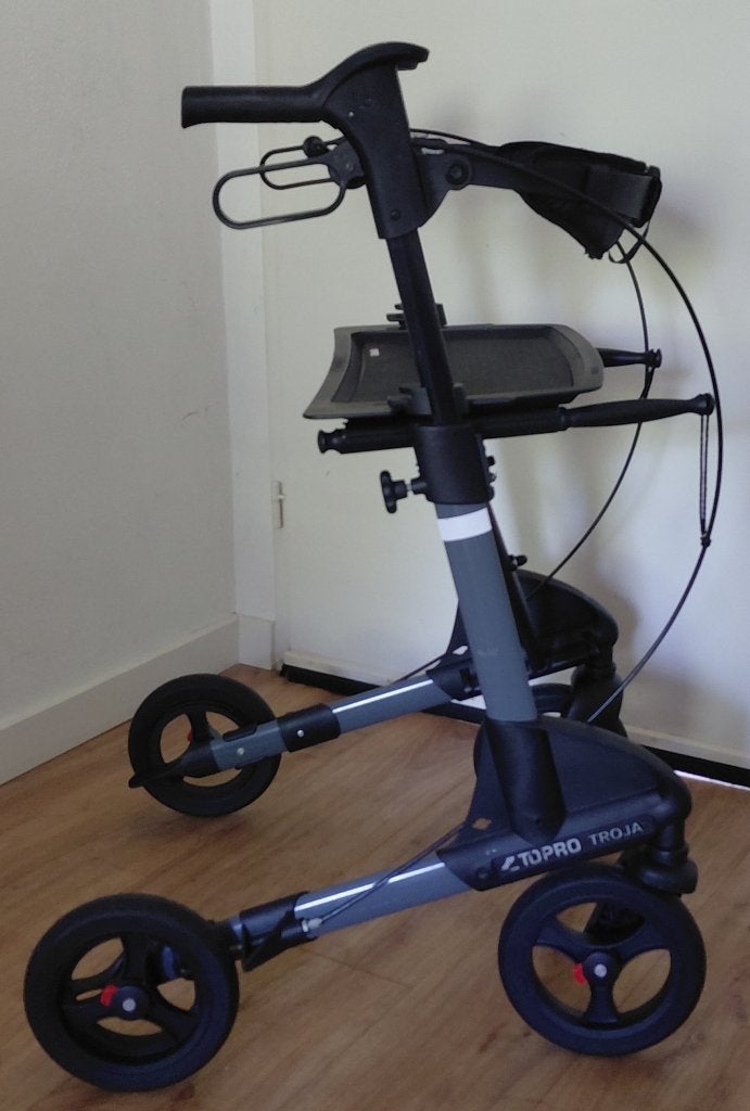 Rollator Topro Troja 2G M + Dienblad + Rugband + Handleiding, Diversen, Rollators, Ophalen of Verzenden, Opvouwbaar, Zo goed als nieuw