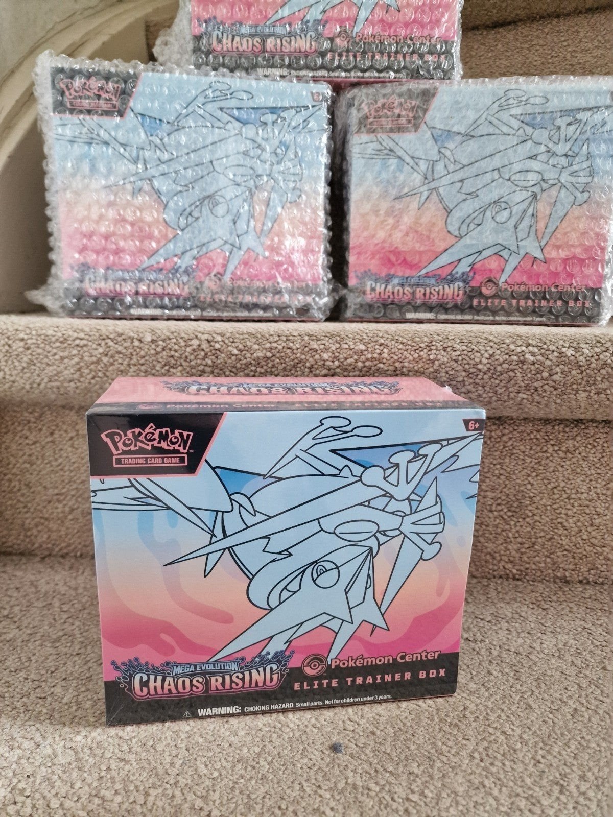 Pokemon Chaos Rising Pokemon Center ETB, Ophalen of Verzenden, Nieuw, Boosterbox, Foil
