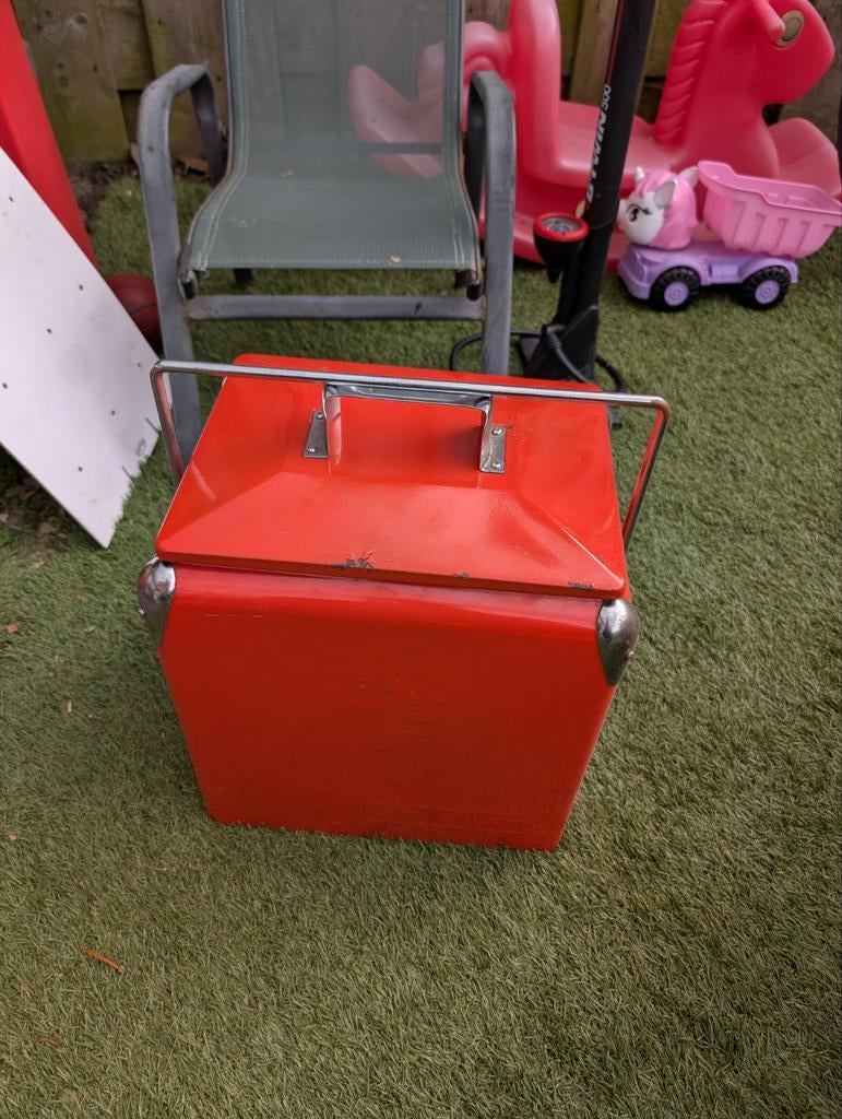 Koelbox - Gebruikt maar in goede staat, Caravans en Kamperen, Koelboxen, Ophalen of Verzenden, Gebruikt, Koelbox