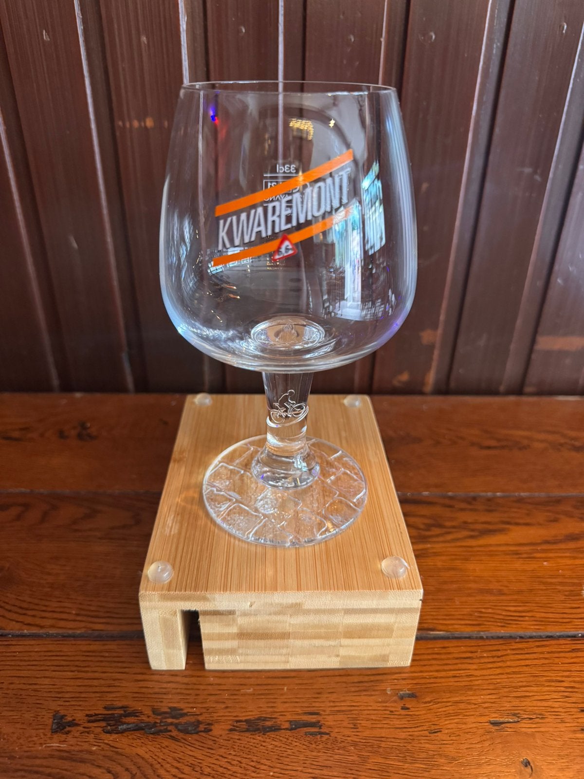 12 Kwaremont bierglazen, Ophalen of Verzenden, Nieuw, Bierglas