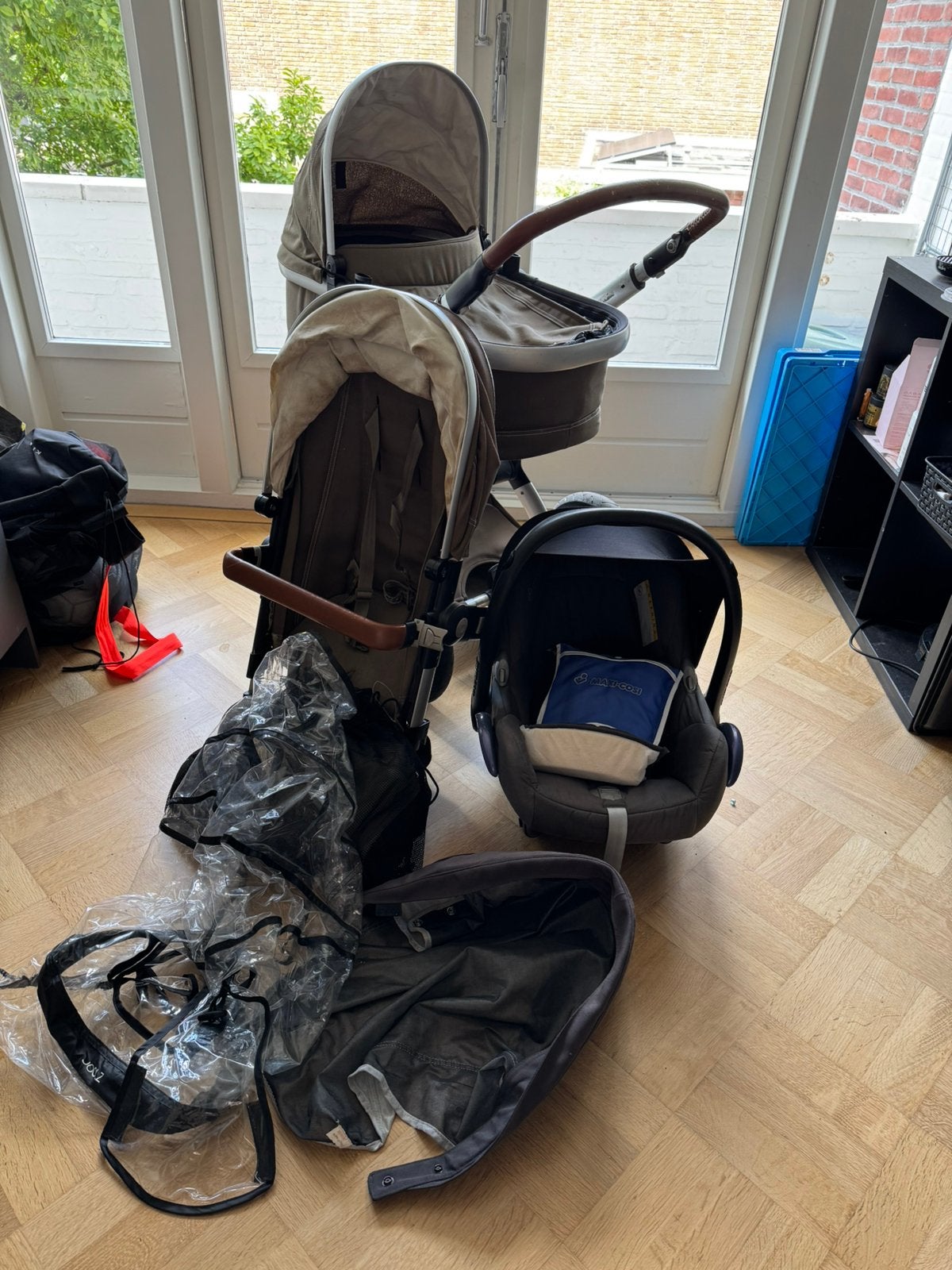 Joolz kinderwagen met maxicosi, Kinderen en Baby's, Gebruikt, Combiwagen, Luchtbanden, Ophalen
