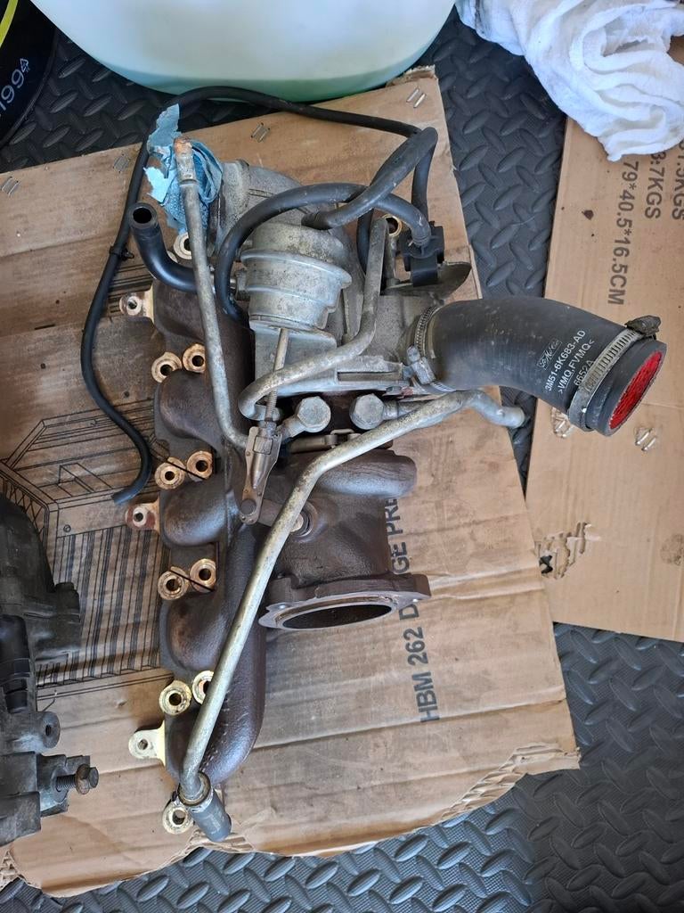 Volvo Turbo B5254T3 - Zonder leidingen/slangen, Auto-onderdelen, Motor en Toebehoren, Volvo, Gebruikt, Ophalen