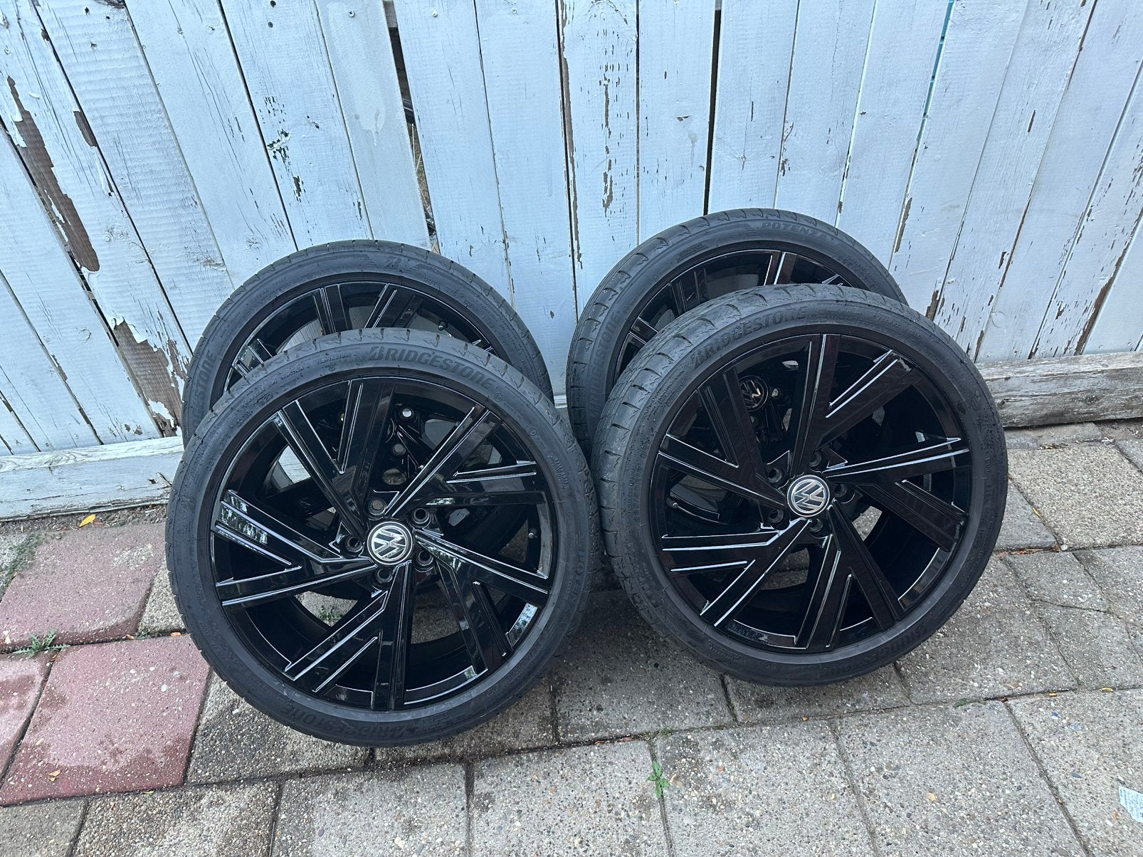 5x112 18 inch VW Bergamo velgen zwart, Ophalen, Banden en Velgen