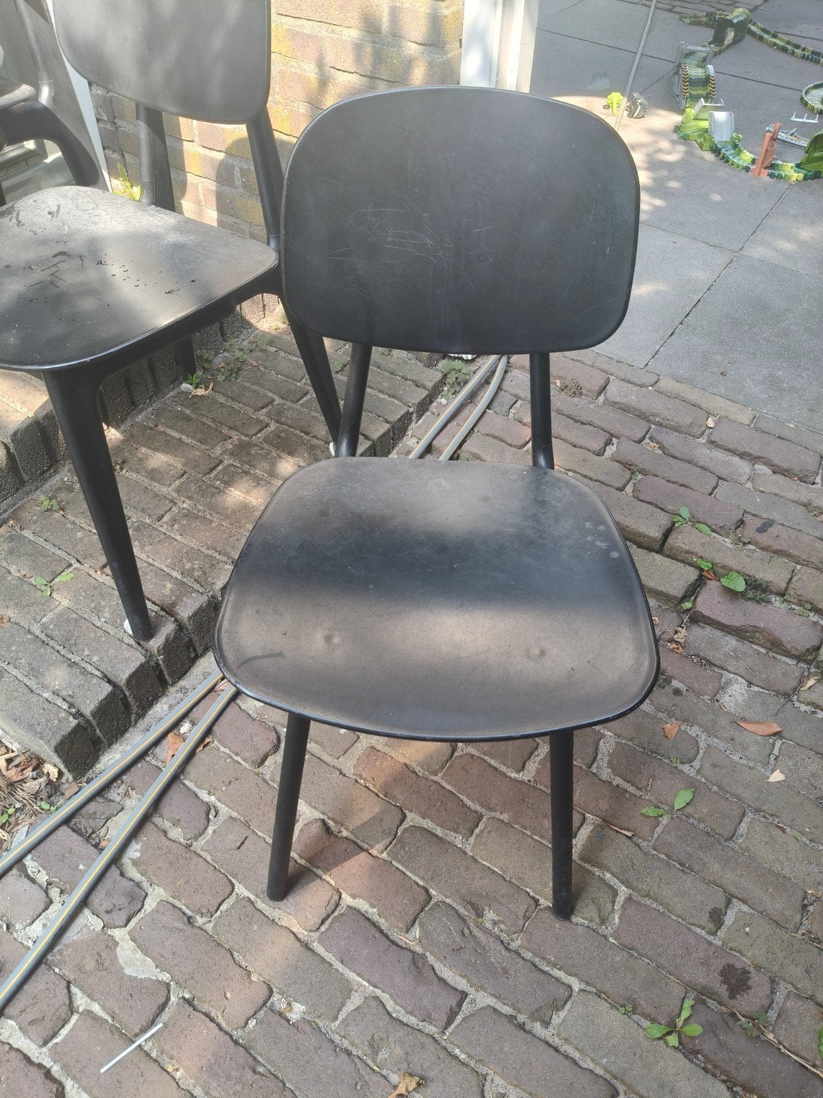 Zwarte stoelen - Gratis ophalen, Huis en Inrichting, Stoelen, Ophalen, Kunststof, Gebruikt, Zwart