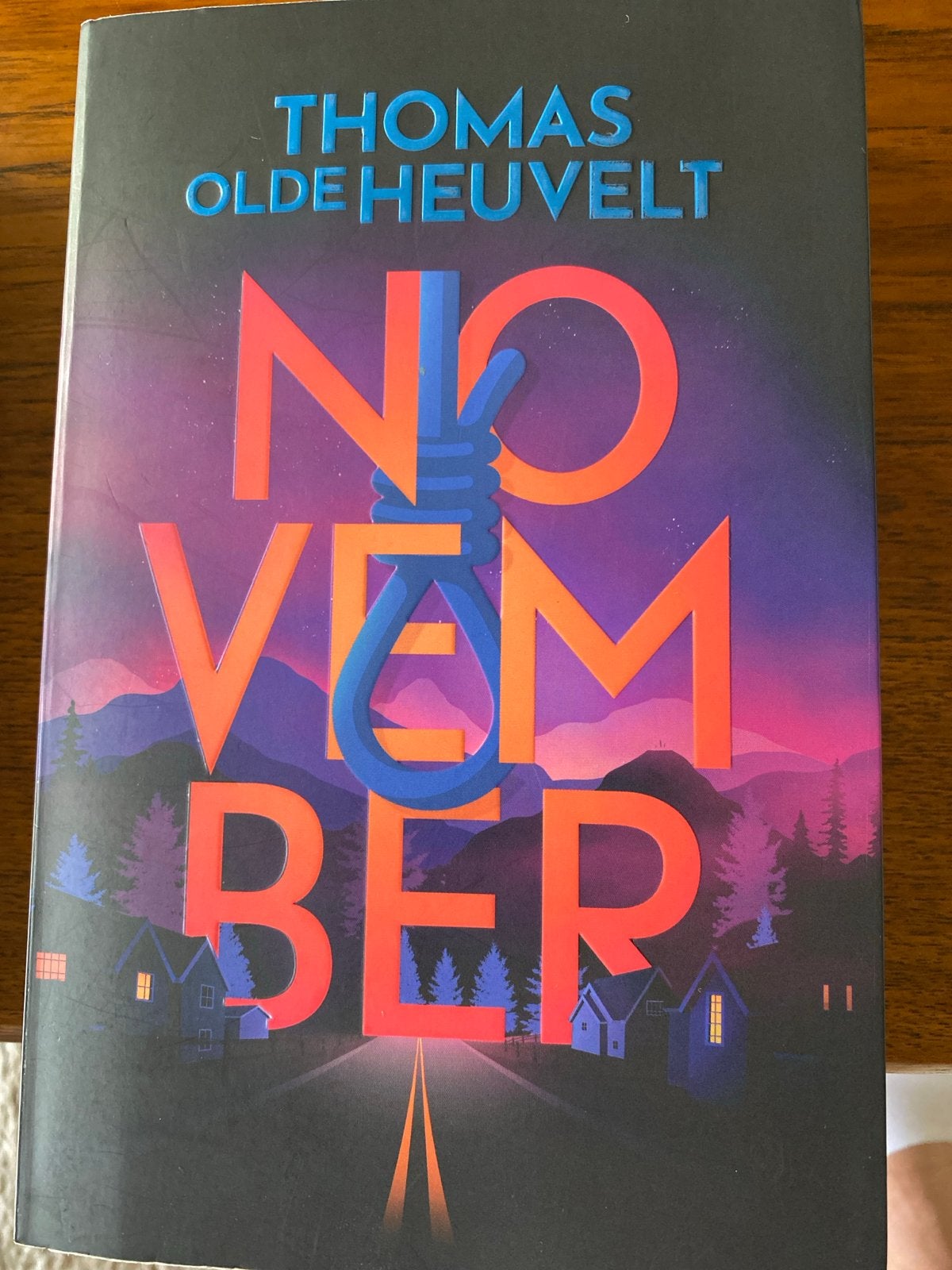 November - Thomas Olde Heuvelt, Boeken, Thrillers, Gelezen, Nederland, Ophalen of Verzenden