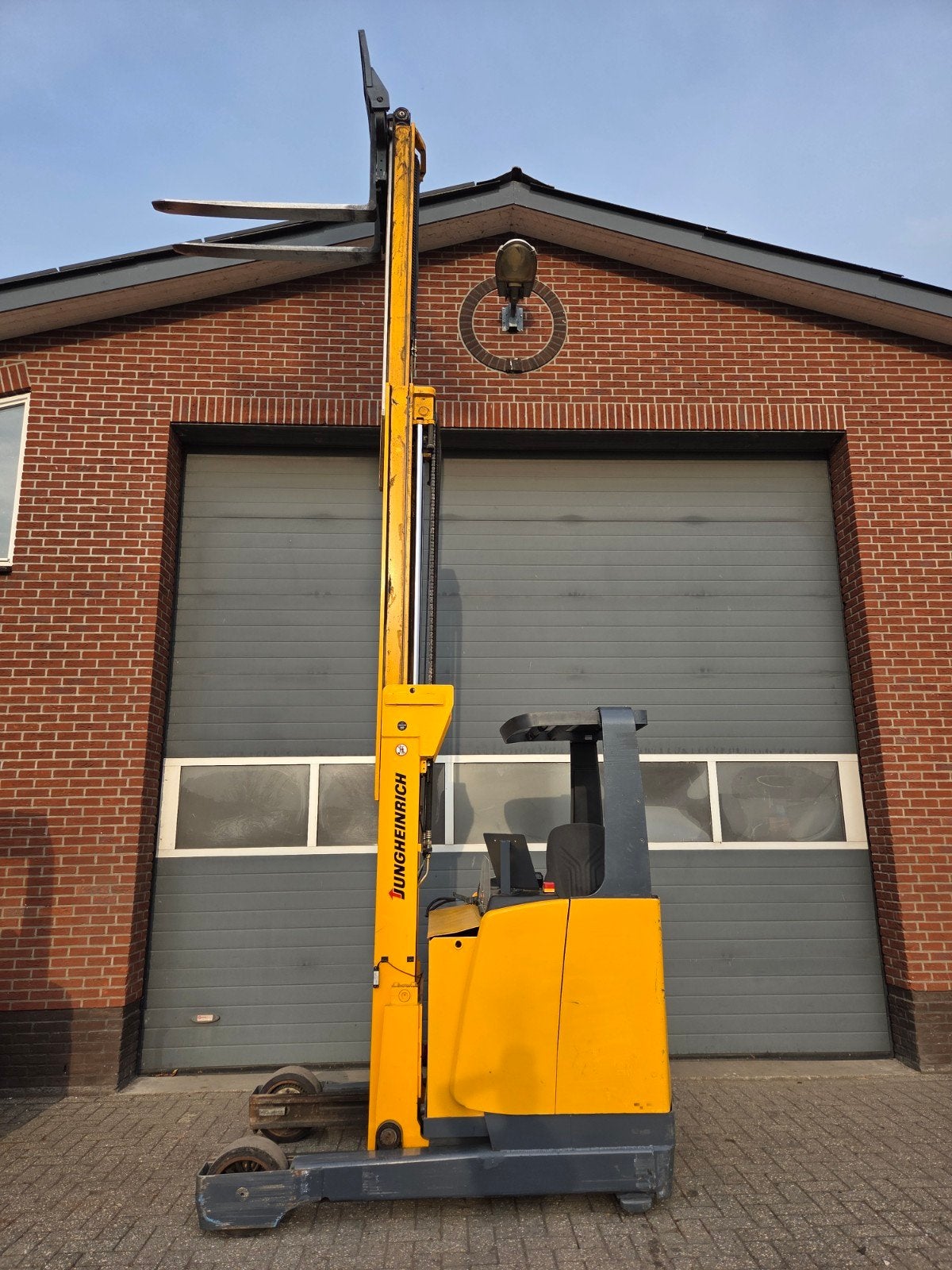 Reachtruck Jungheinrich ETV325 Triplex Freelift 5000 mm 2001, Reachtruck, Jungheinrich, Ophalen of Verzenden, Elektrisch