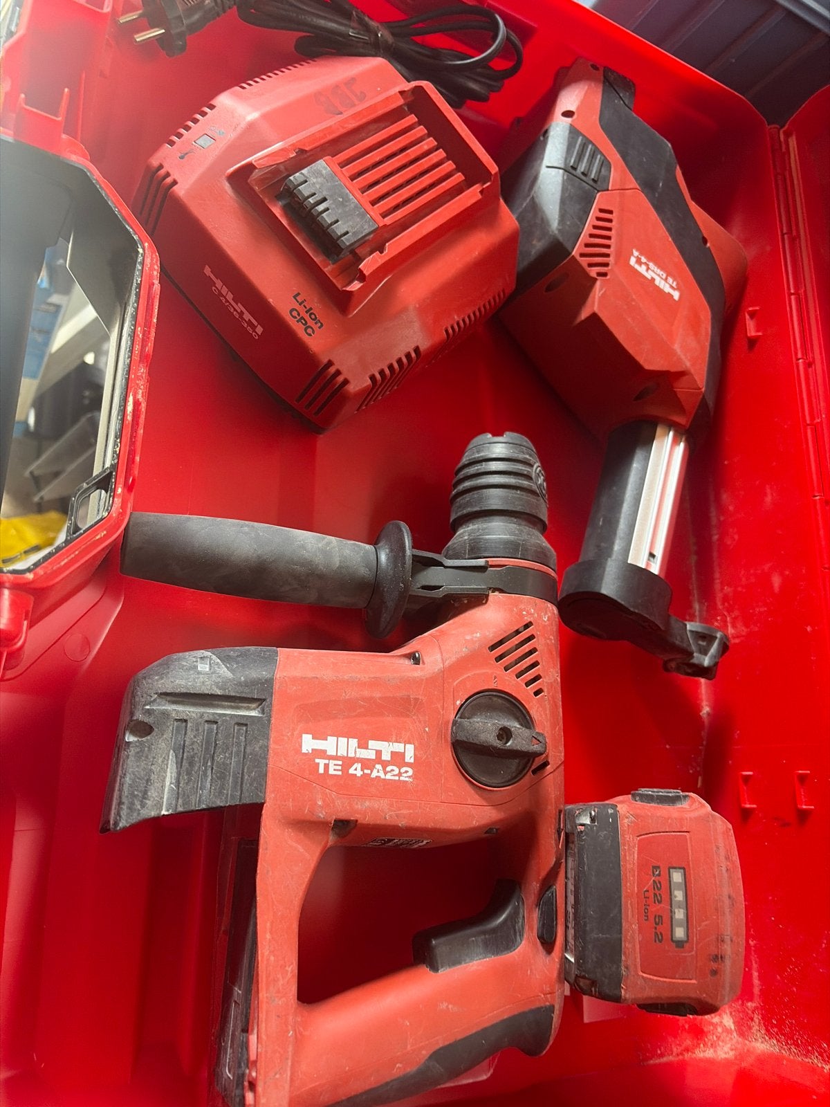 Hilti TE 4-A22 DRS Boorhamer met 1 batterij en lader, Doe-het-zelf en Verbouw, Gereedschap | Boormachines, Ophalen of Verzenden
