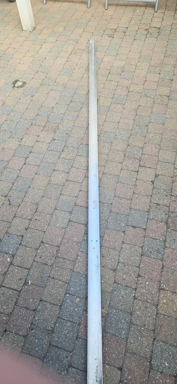 Aluminium U profiel 2.80 meter/ br.6 cm/hoogte 4 cm, Doe-het-zelf en Verbouw, Metalen, Ophalen of Verzenden, Gebruikt, Aluminium