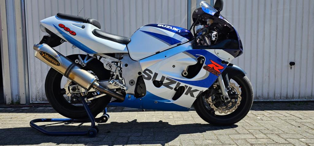 Suzuki gsxr 600 srad, Particulier, Super Sport