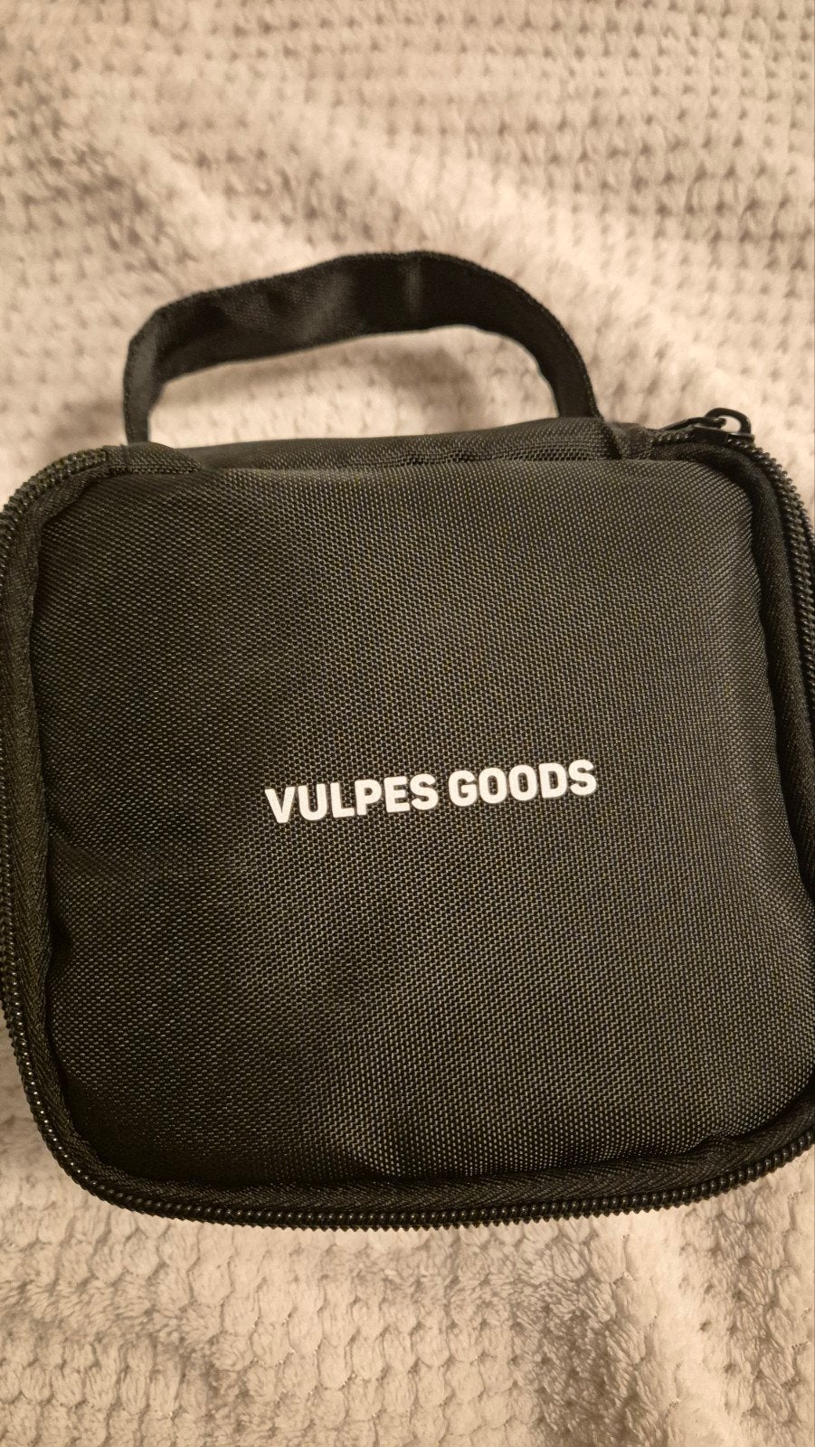Vulpes Goods Draagbare Vernevelaar met Maskers, Ophalen of Verzenden, Zo goed als nieuw