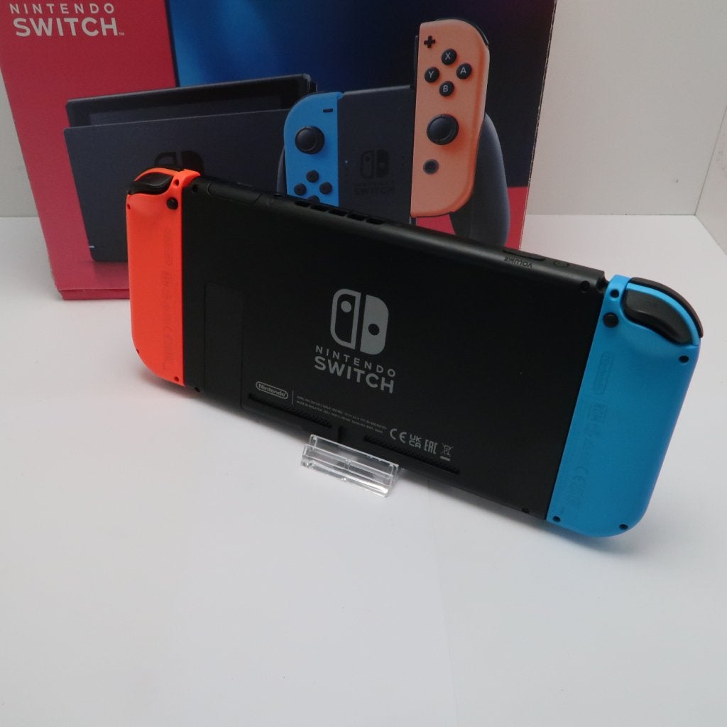 Nintendo Switch 32GB Blauw/Rood | in Nette Staat, Spelcomputers en Games, Spelcomputers | Nintendo Switch, Nintendo, Zo goed als nieuw