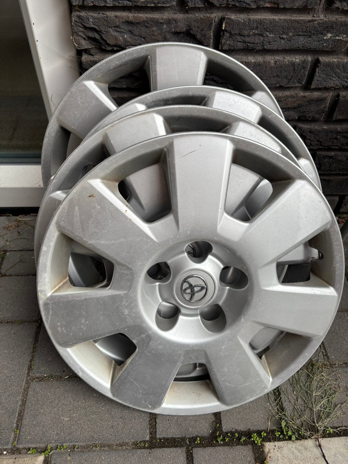 4 stalen Toyota Avensis velgen met winterbanden 205/55 R16, Ophalen, 16 inch, 205 mm, Winterbanden