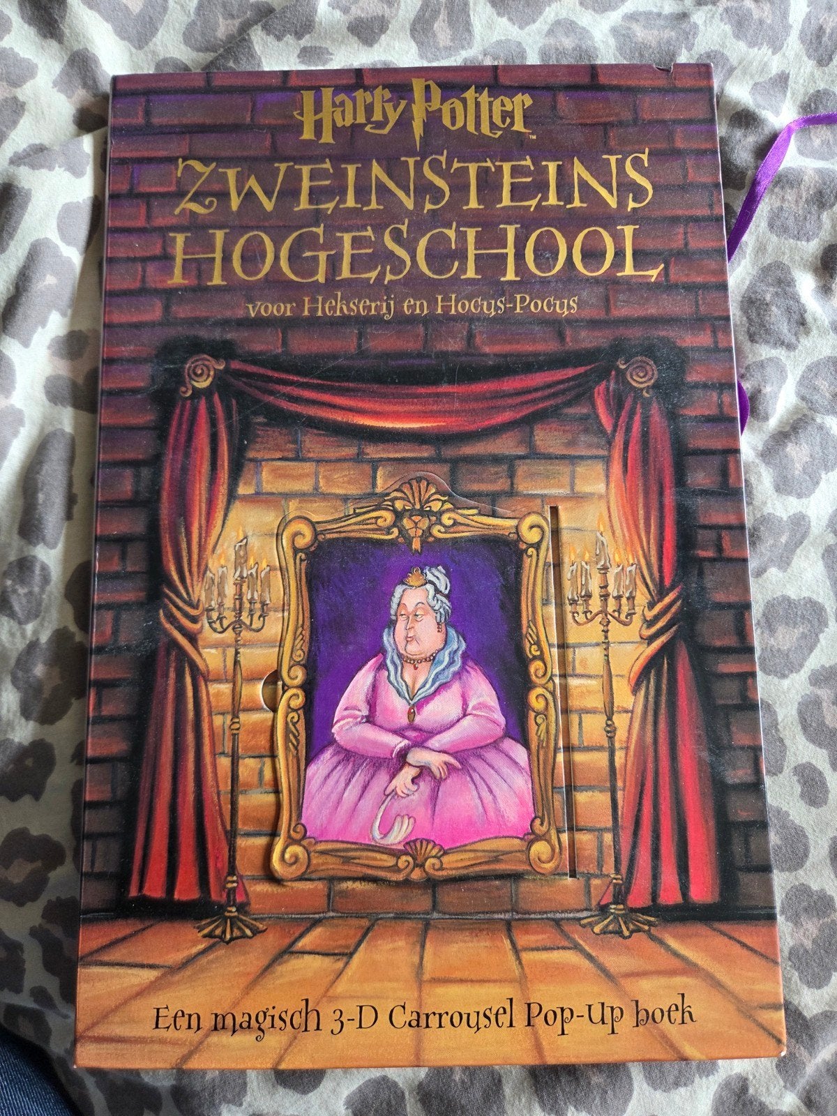 Harry Potter Zweinsteins Hogeschool 3D Pop-up Boek, Ophalen of Verzenden, Gelezen, J.K. Rowling