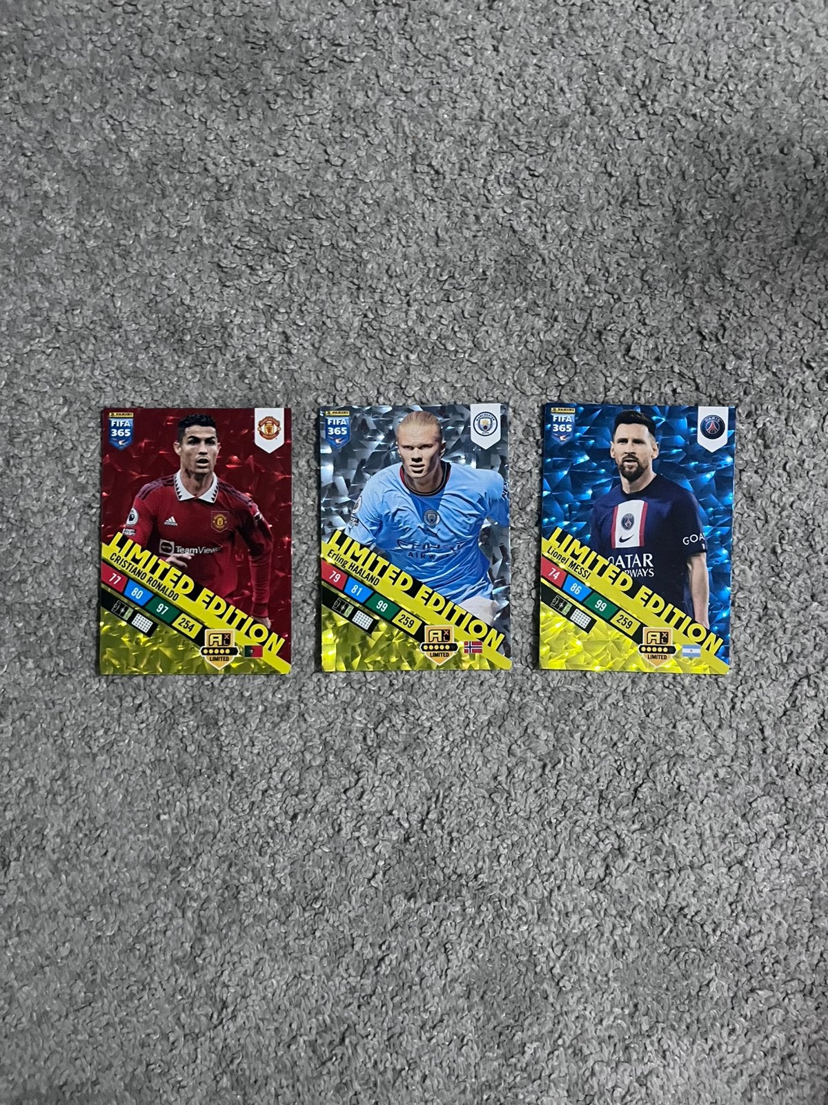 Grote limited edition voetbalplaatjes seizoen 2022/2023, Ophalen of Verzenden, Zo goed als nieuw, Meerdere plaatjes