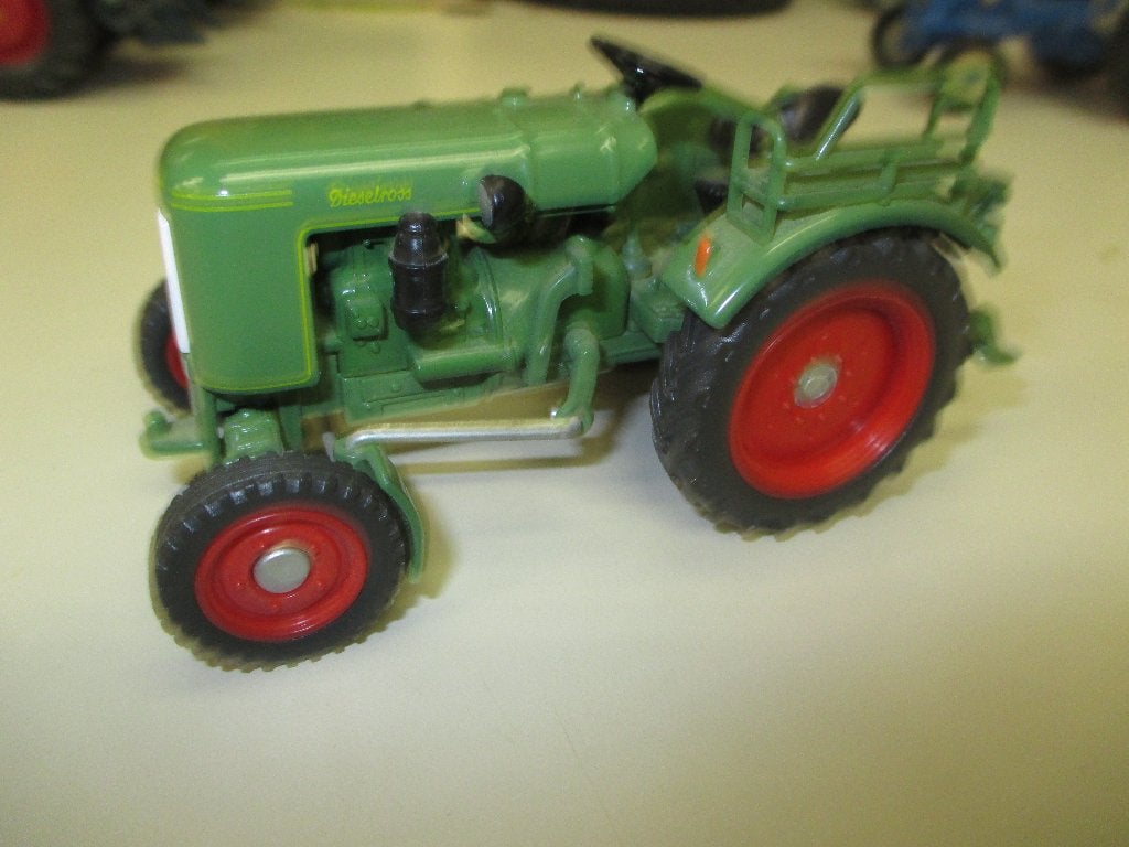Fendt dieselross modeltrekker Siku, Ophalen, Zo goed als nieuw, Tractor of Landbouw, SIKU