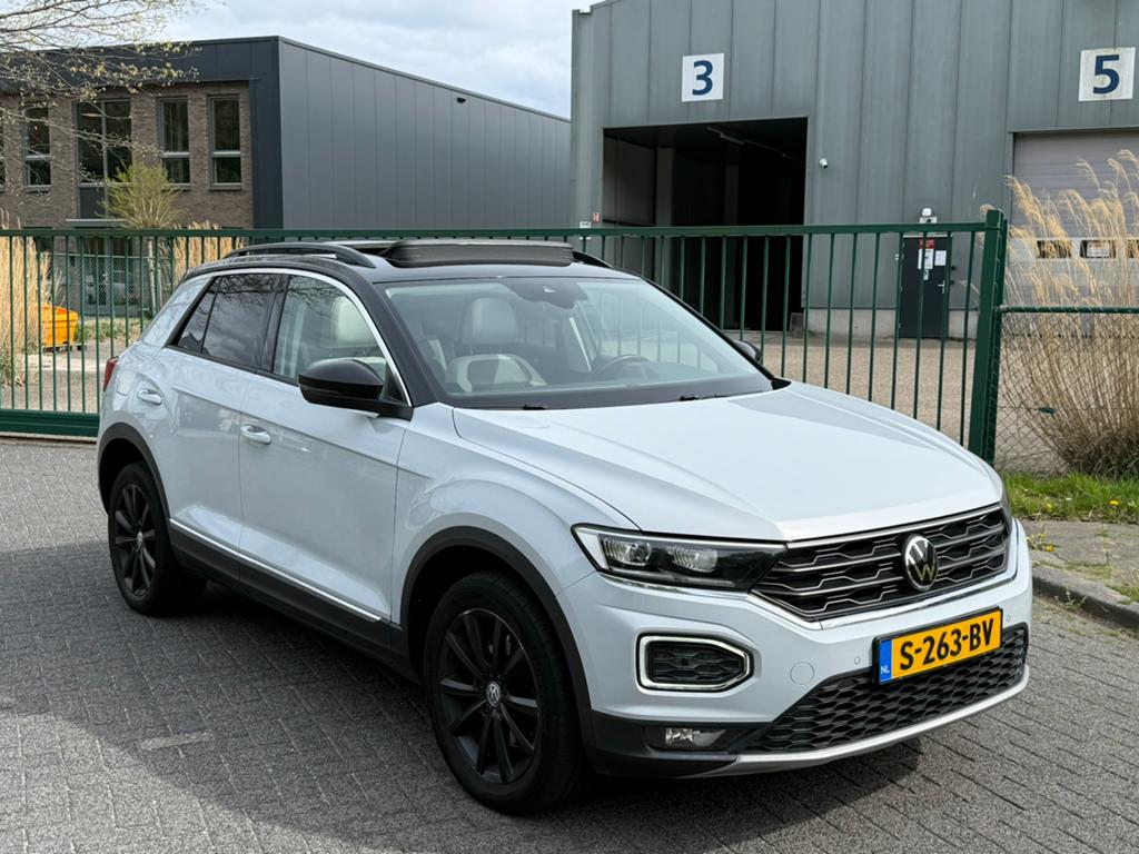 Volkswagen T-Roc 2.0 TDI DSG-6 4-MOTION 150-PK PANO, Auto's, Volkswagen, Particulier, T-Roc, Diesel, Euro 6, SUV of Terreinwagen