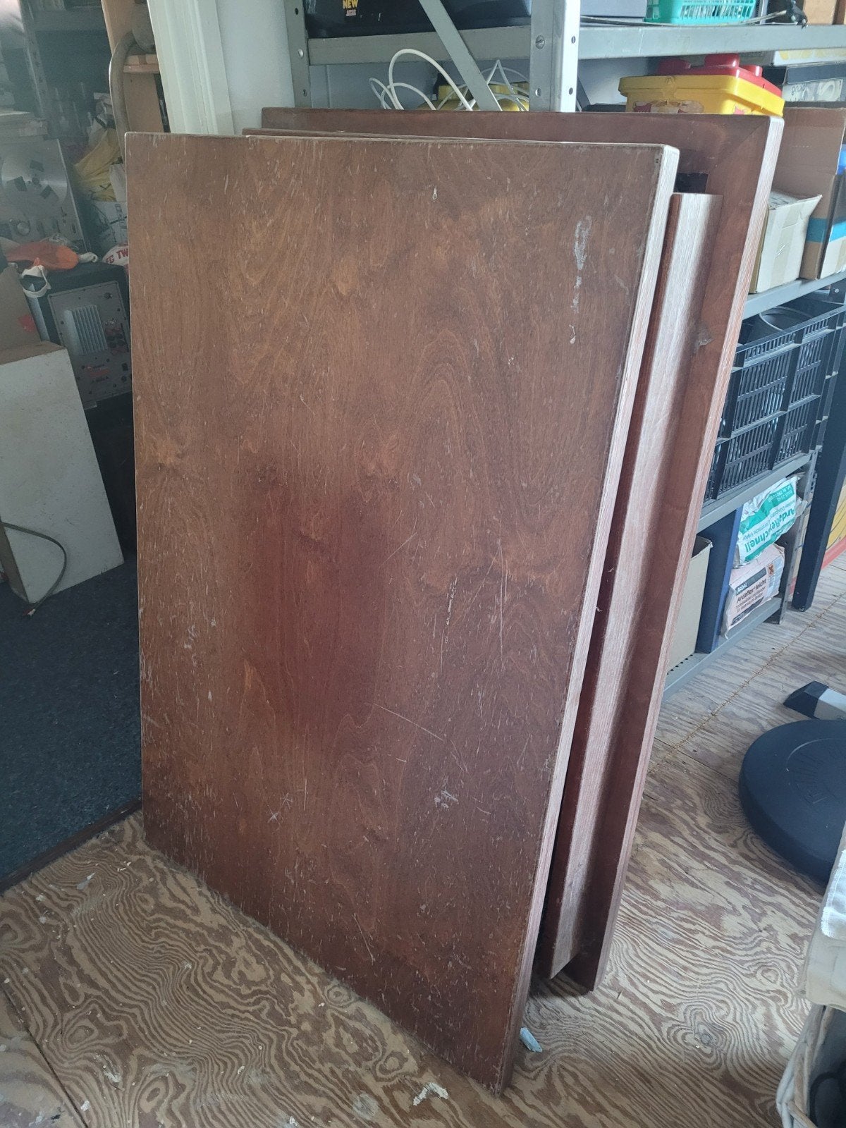3 tafels met poten, Ophalen, Rechthoekig, 75 cm of meer, 60 cm of meer