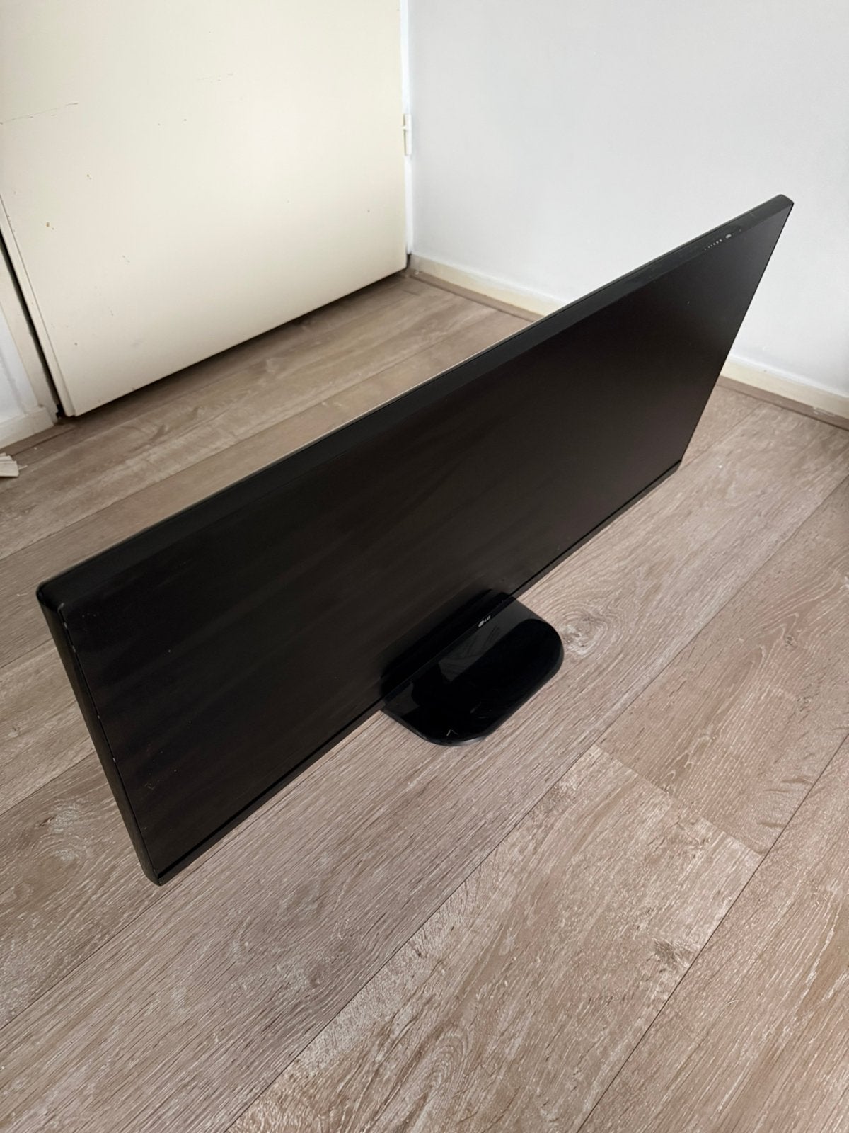 LG monitor, Ophalen, Zo goed als nieuw, IPS