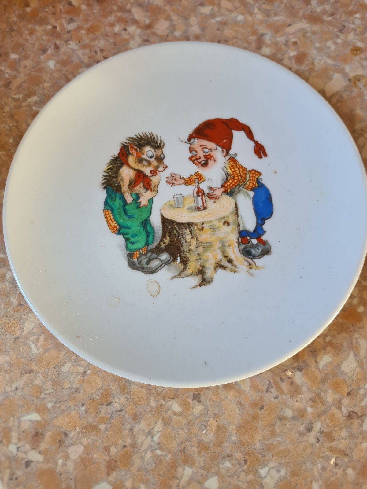Vintage decoratief bordje met kabouter en egel, Ophalen of Verzenden