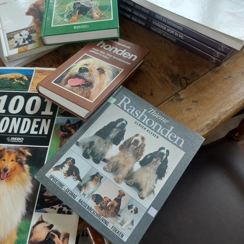 Honden boeken, Dieren en Toebehoren, Ophalen of Verzenden