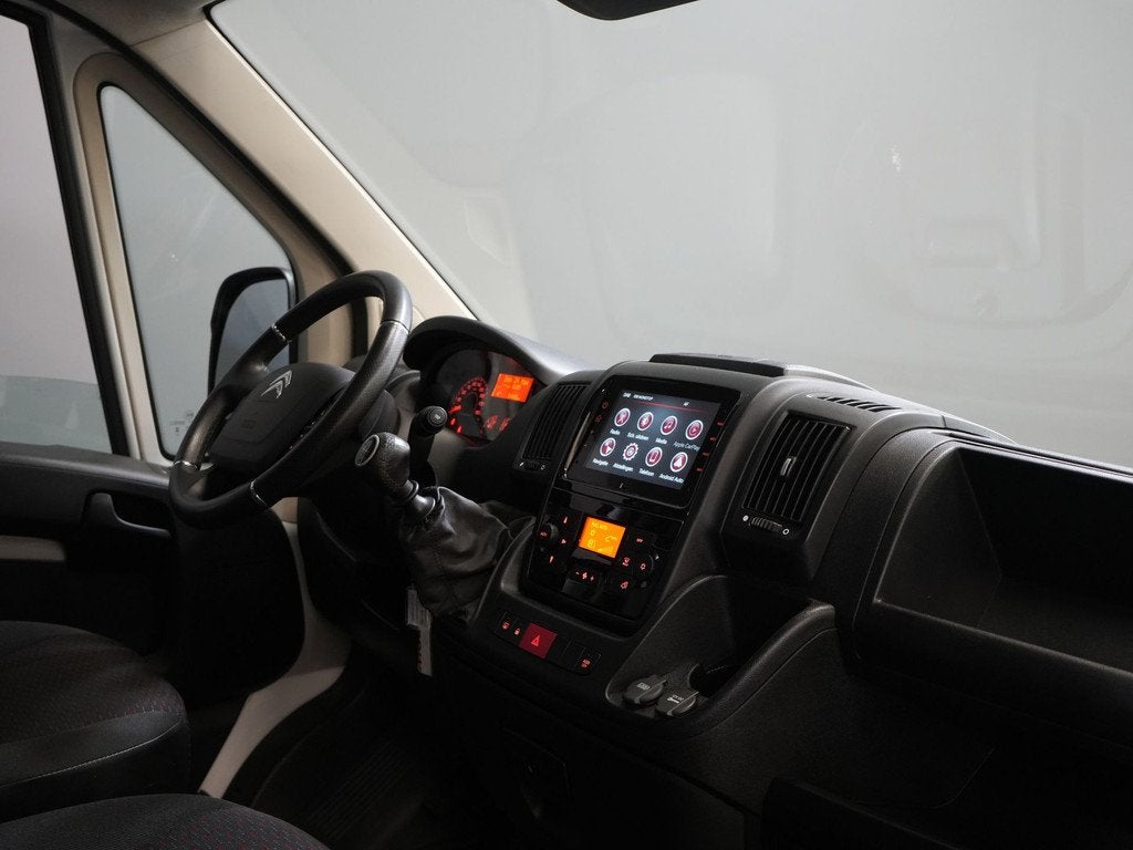 Citroën Jumper 2.2 HDI L2H2 Carplay/ Navi/ Climate/ Cruise/, Voorwielaandrijving, Stof, Gebruikt, 4 cilinders