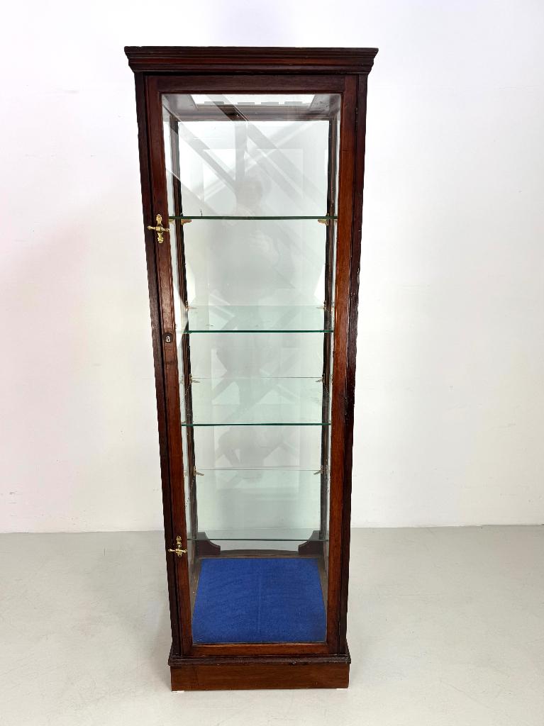 Oude Engelse museum vitrinekast, Verzenden, 50 tot 100 cm, Zo goed als nieuw, 150 tot 200 cm
