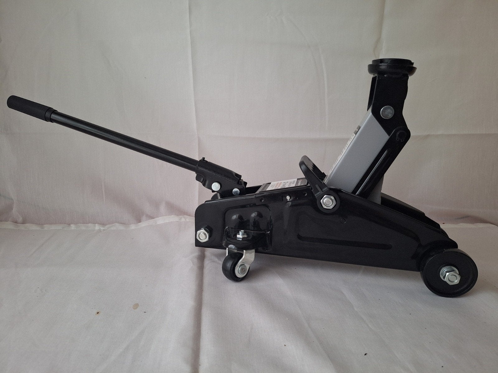 Nieuwe ongebruikte 2 tons krik, Auto diversen, Krikken, Ophalen, Nieuw, Hydraulisch, Garagekrik