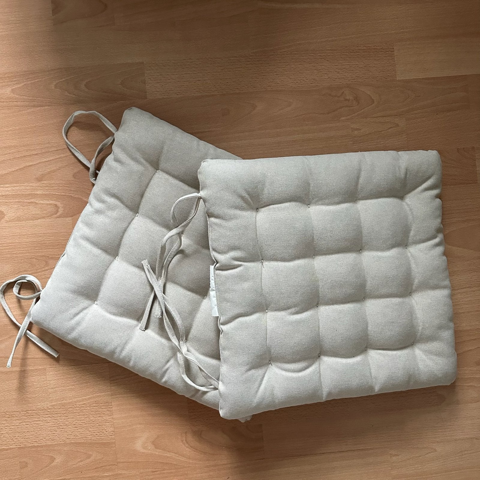 Ikea Vippärt stoelkussen, beige, Ophalen of Verzenden, Zo goed als nieuw, Beige