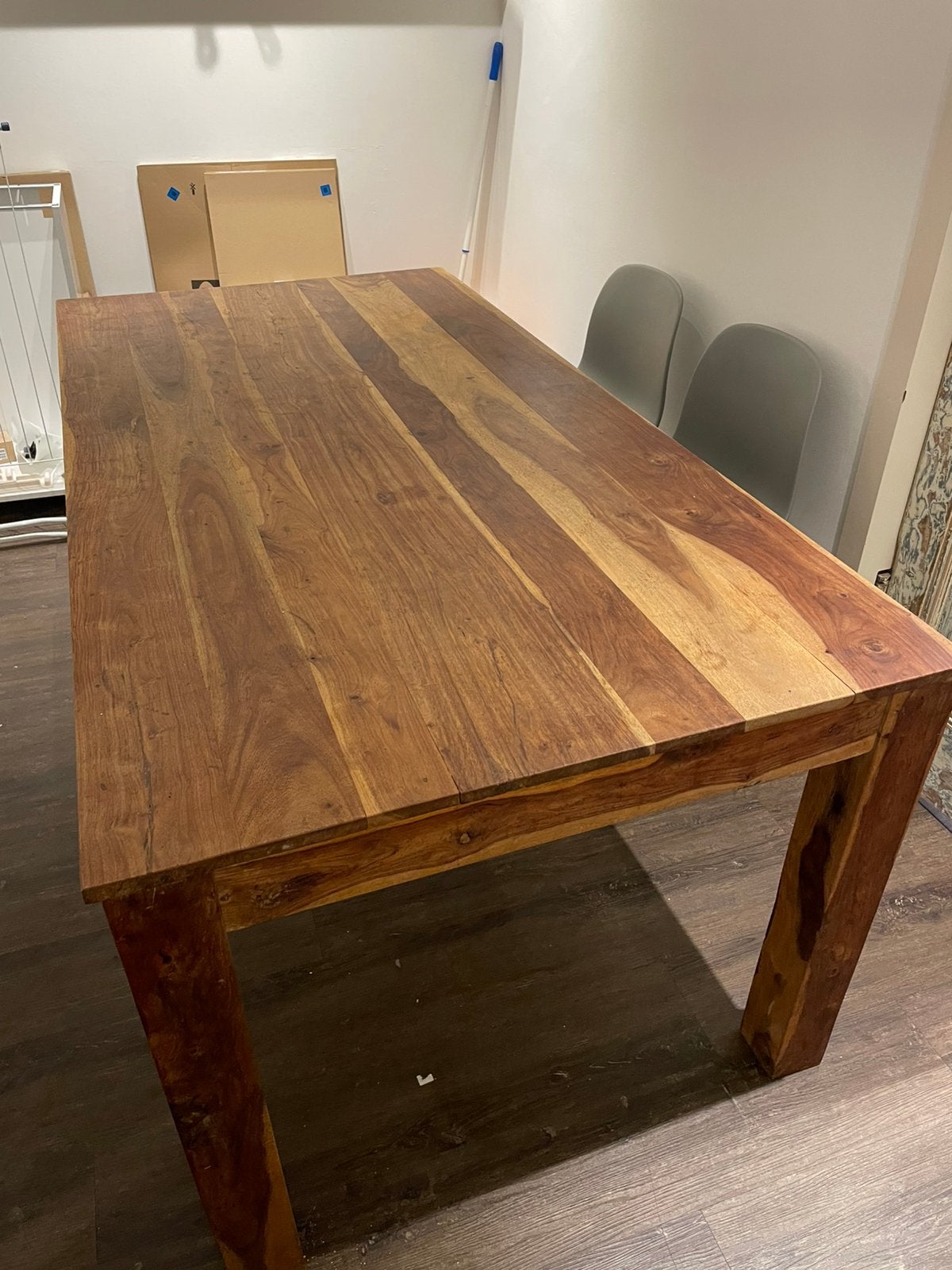 Massief sheesham houten tafel, Ophalen, 50 tot 100 cm, Zo goed als nieuw, Vijf personen of meer