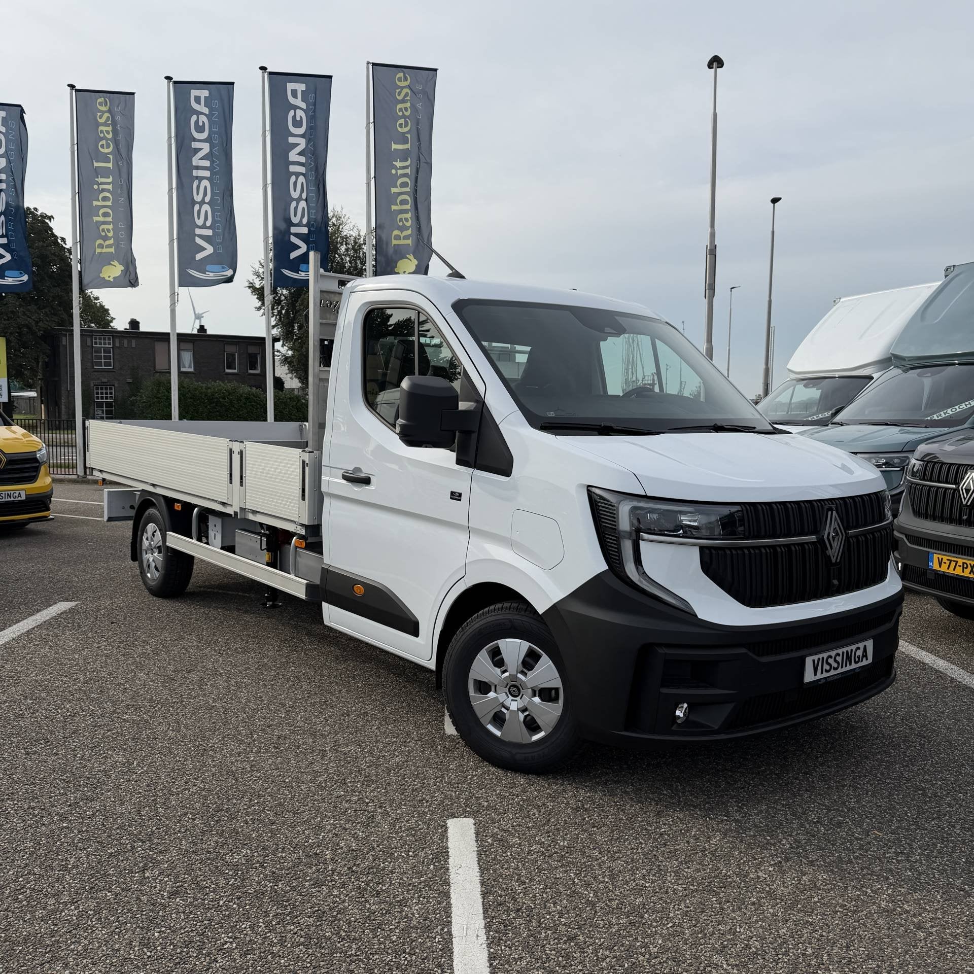 Renault Master E-Tech Pick-up + HIAB kraan + trekhaak, Stof, 2900 kg, Wit, Nieuw